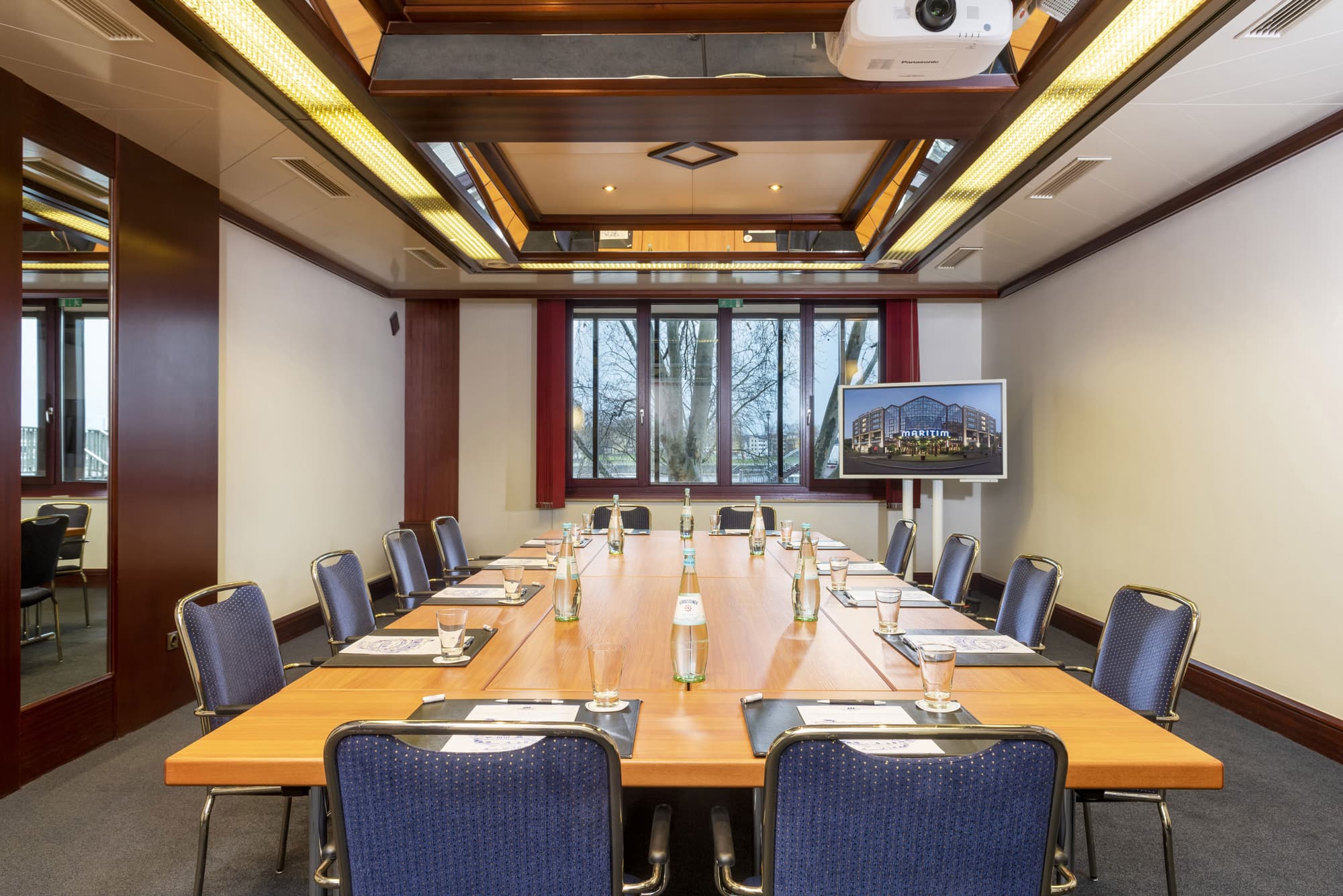 Maritim Hotel Köln, Conferences
