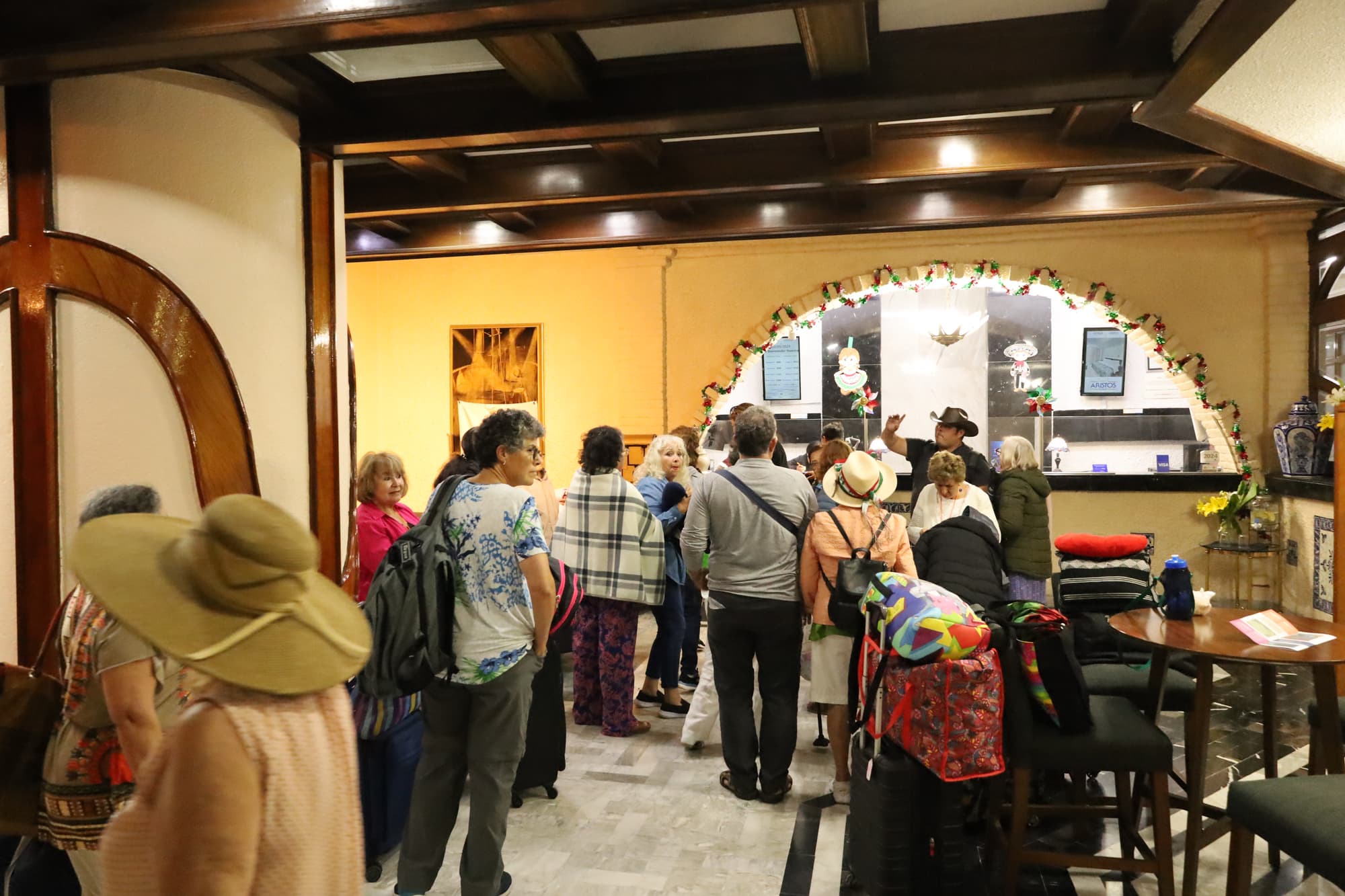 Aristos Puebla, Lobby