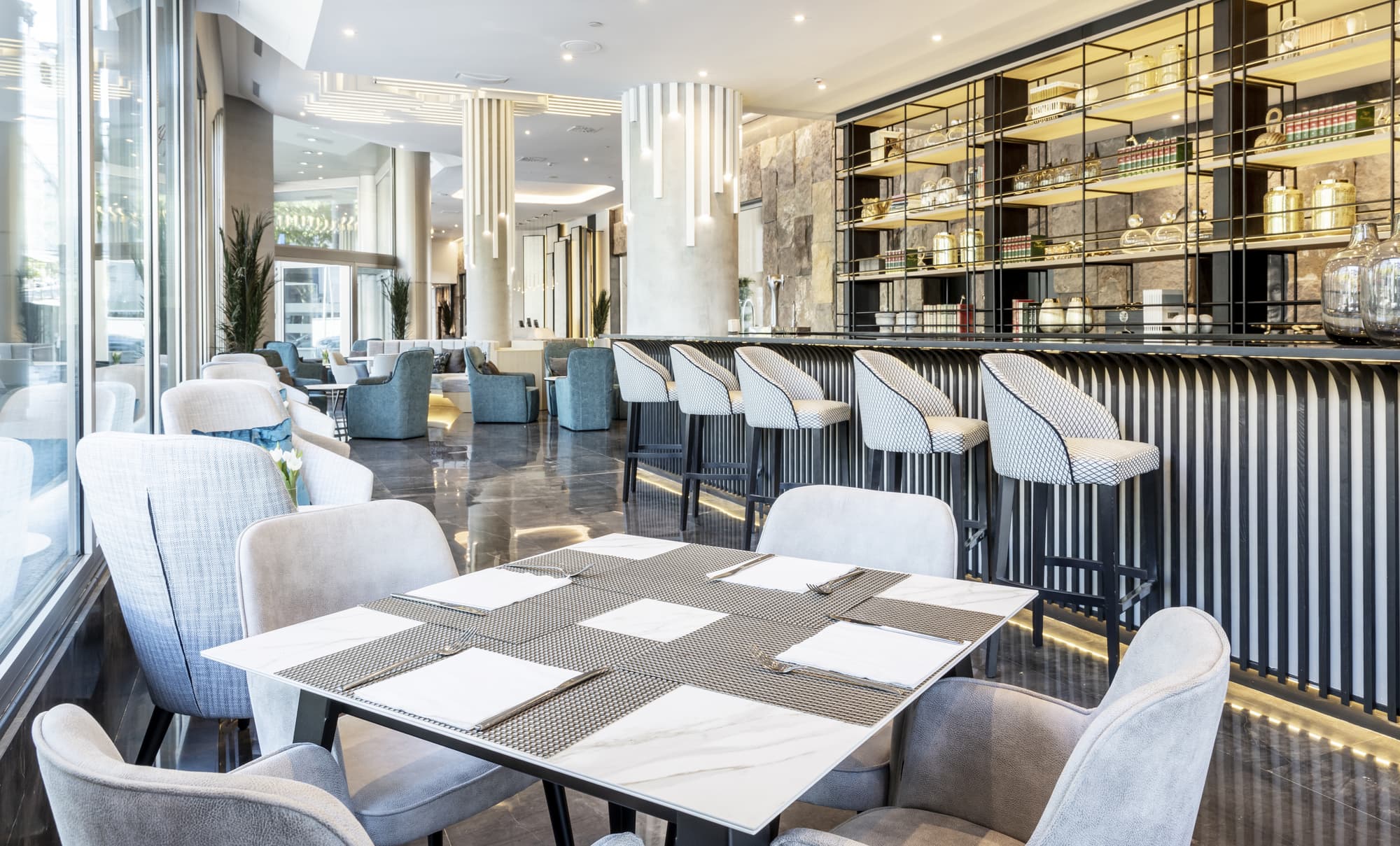 Ilunion Alcala Norte, Bar