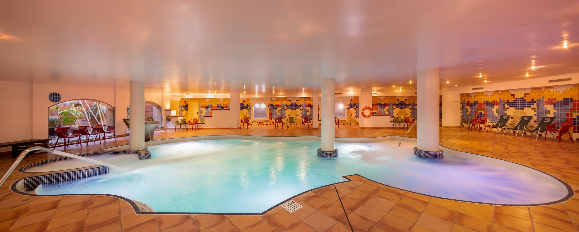 Golden Bahia de Tossa & Spa, Pool