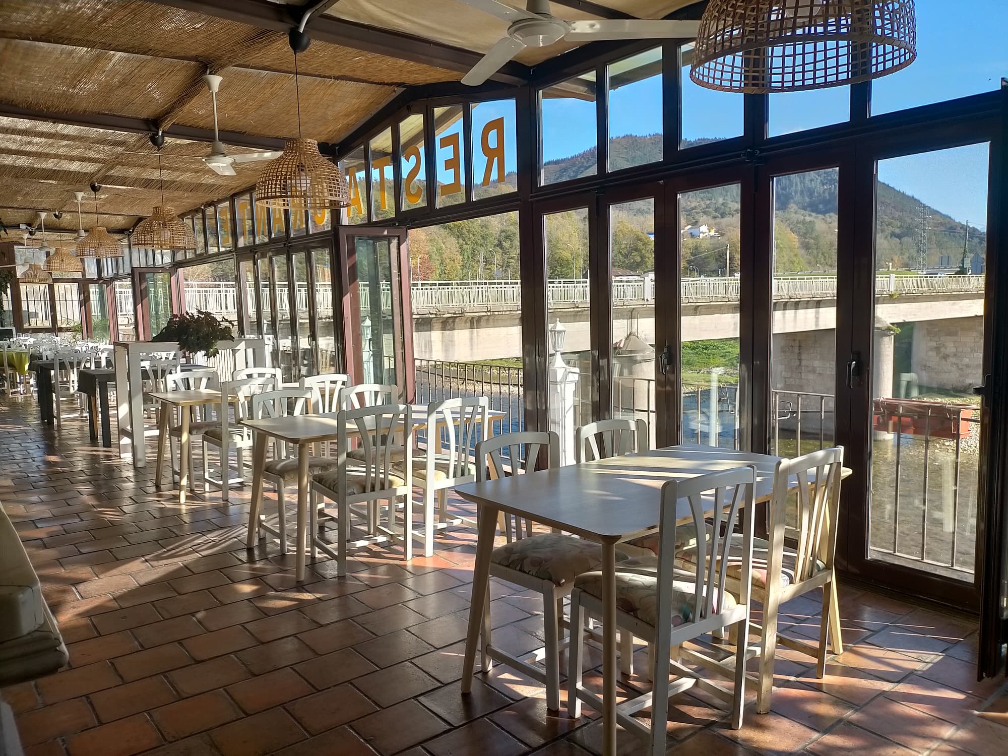 La Casona del Sella, Bar