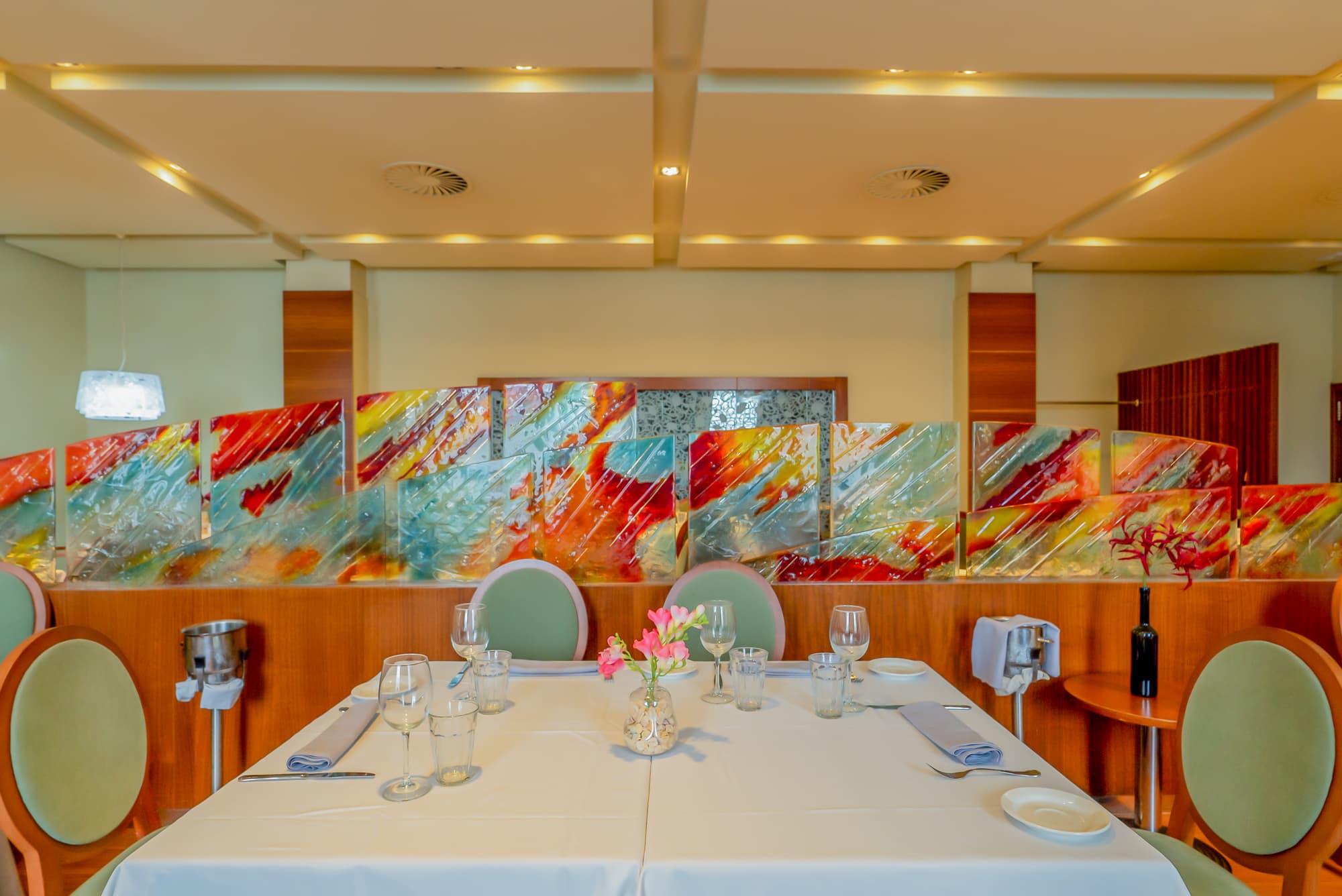 Ponferrada Plaza, Restaurant