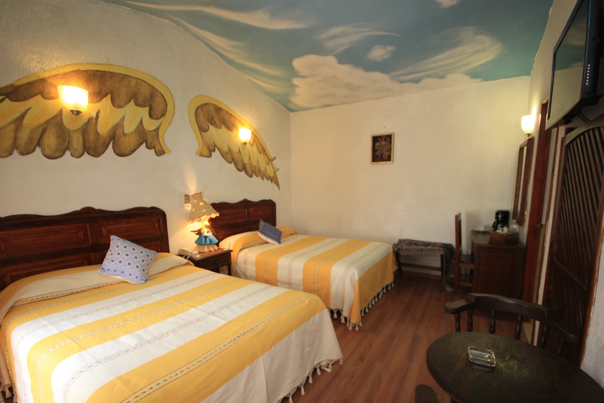 Mansion de los Angeles, Room