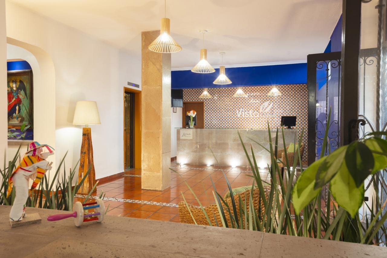 Vista Express Morelia, Lobby