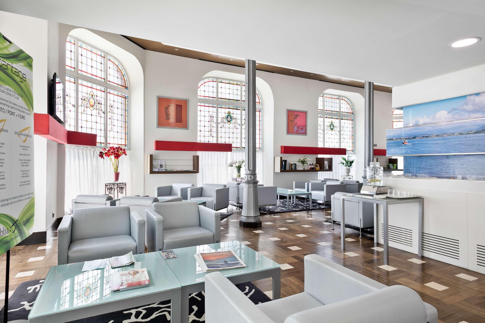 Abba Santander, Lobby