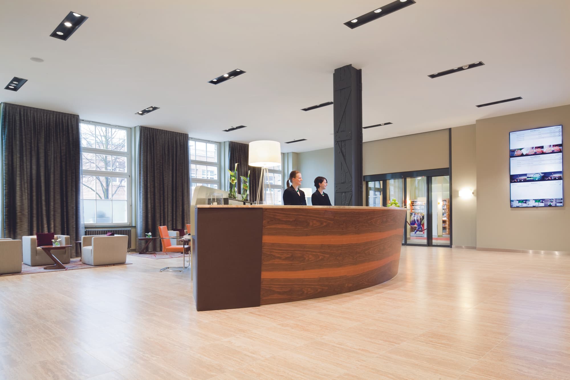 Movenpick Hotel Berlin Am Potsdamer Platz, Lobby