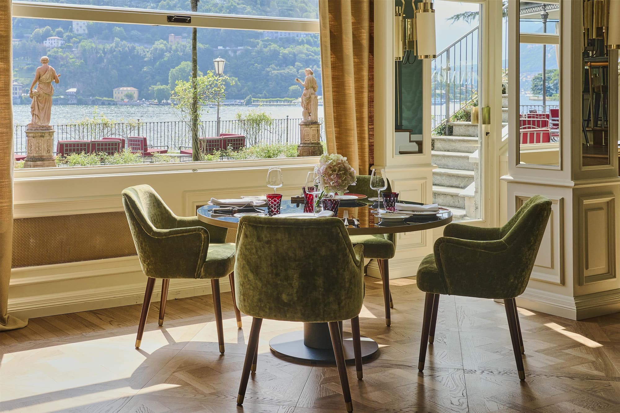 Villa Flori, Restaurant