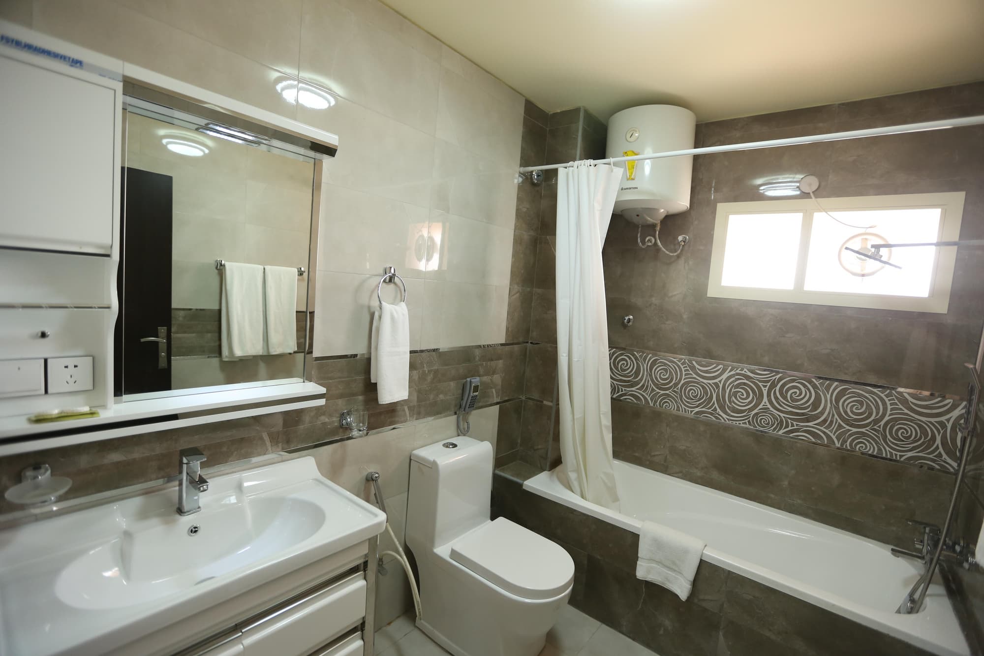 Panorama Bur Dubai, Room