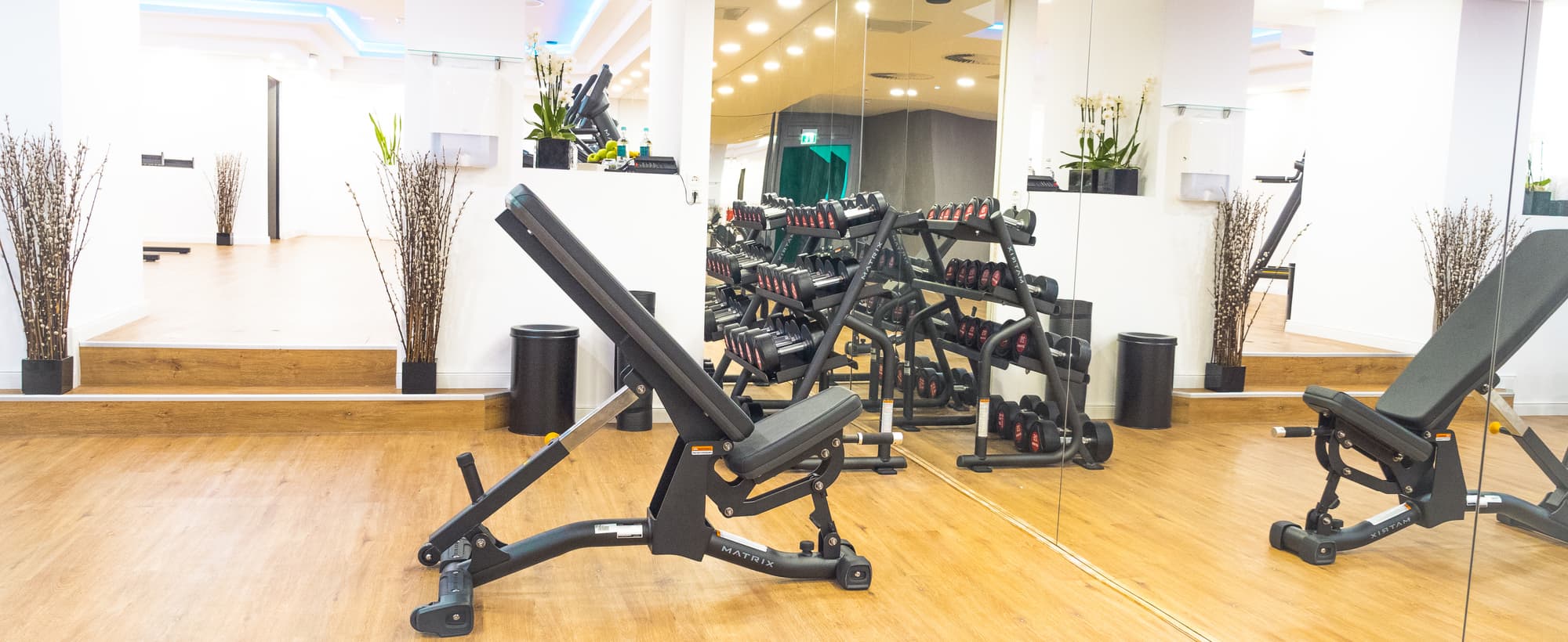 Steigenberger Hotel Köln, Sports and Entertainment