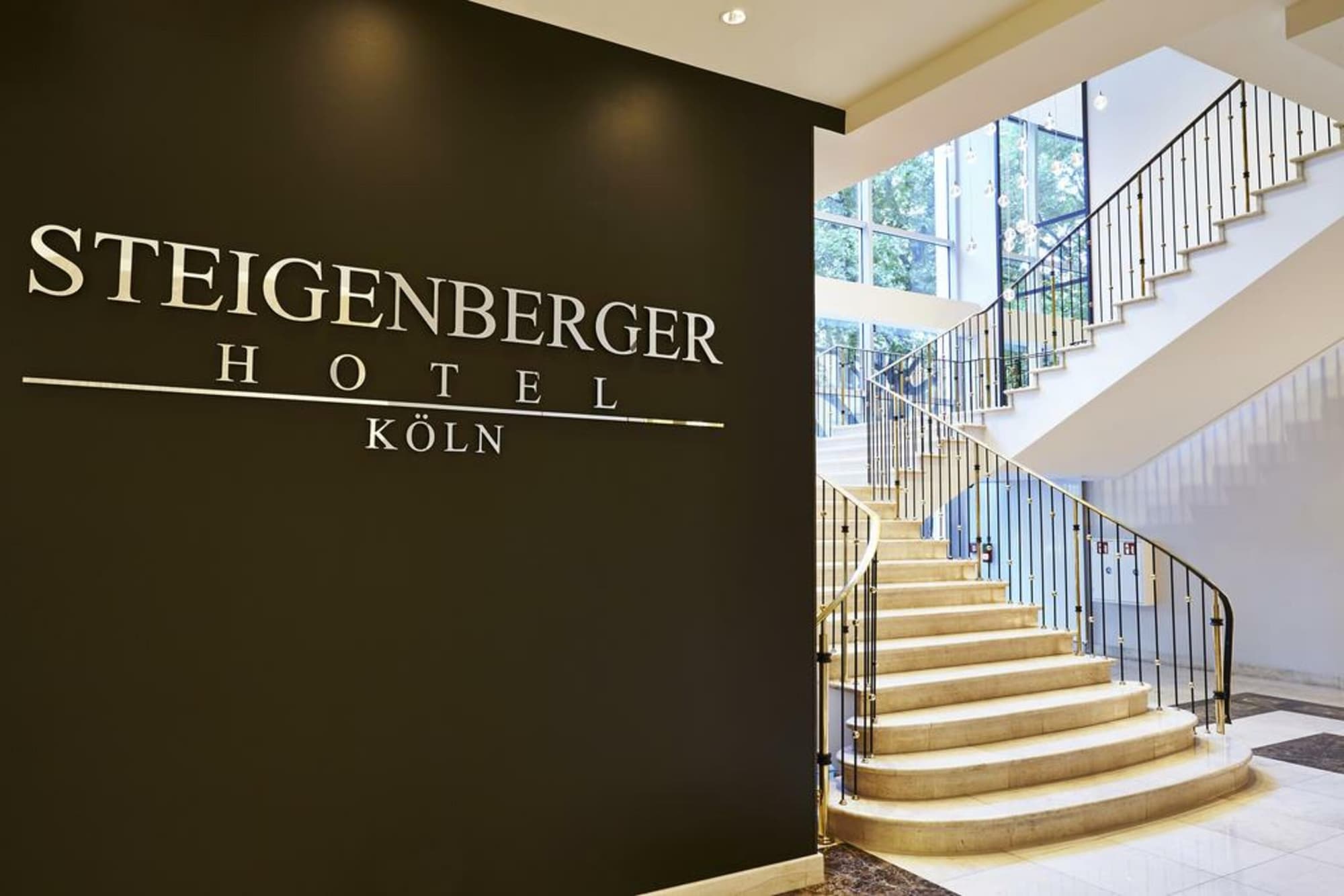 Steigenberger Hotel Köln, Lobby