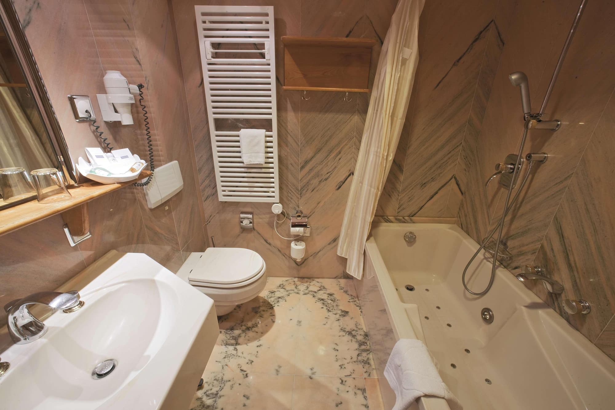 Resort Hotel Alex, Room