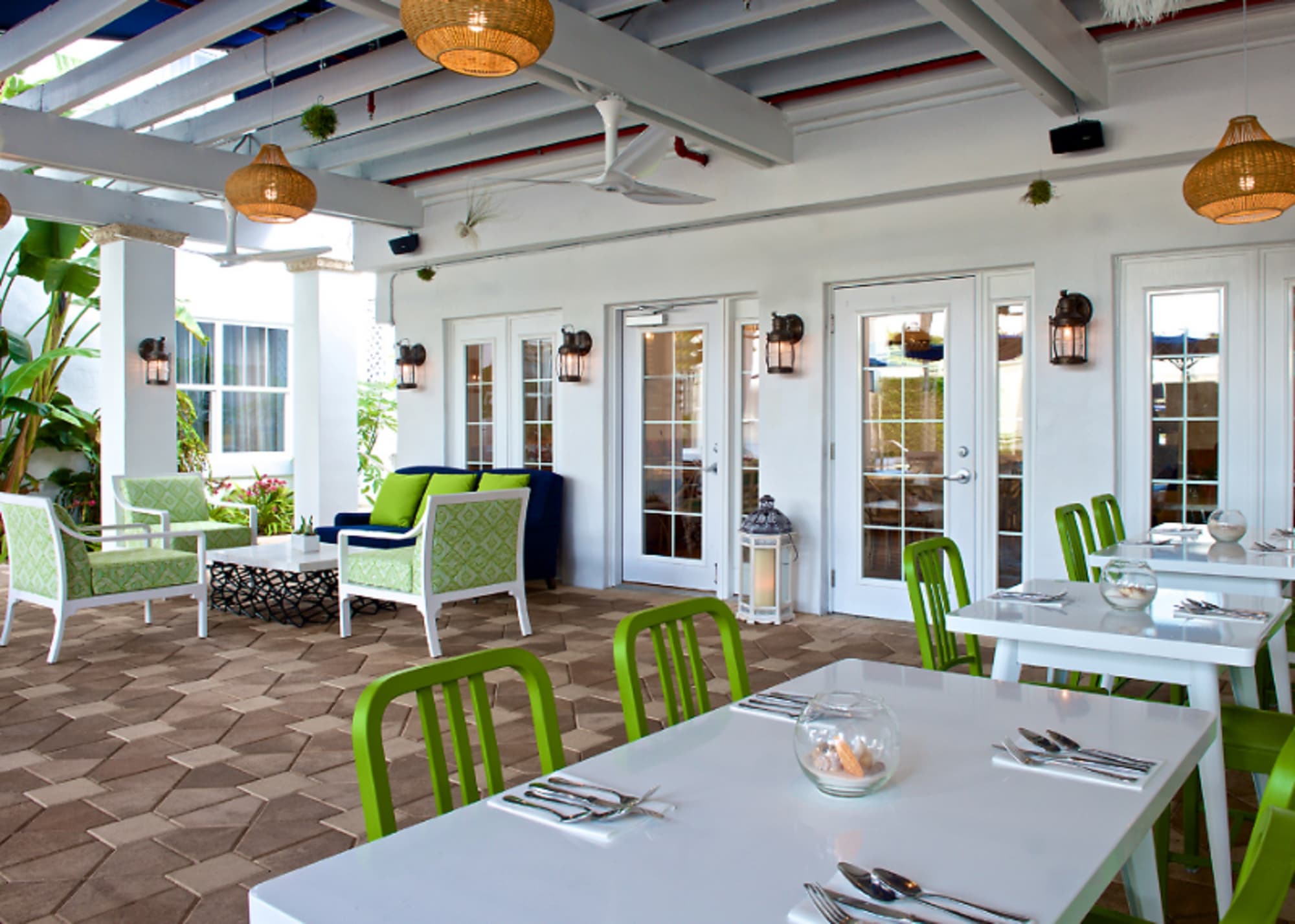 Blue Moon Hotel South Beach, Restaurant