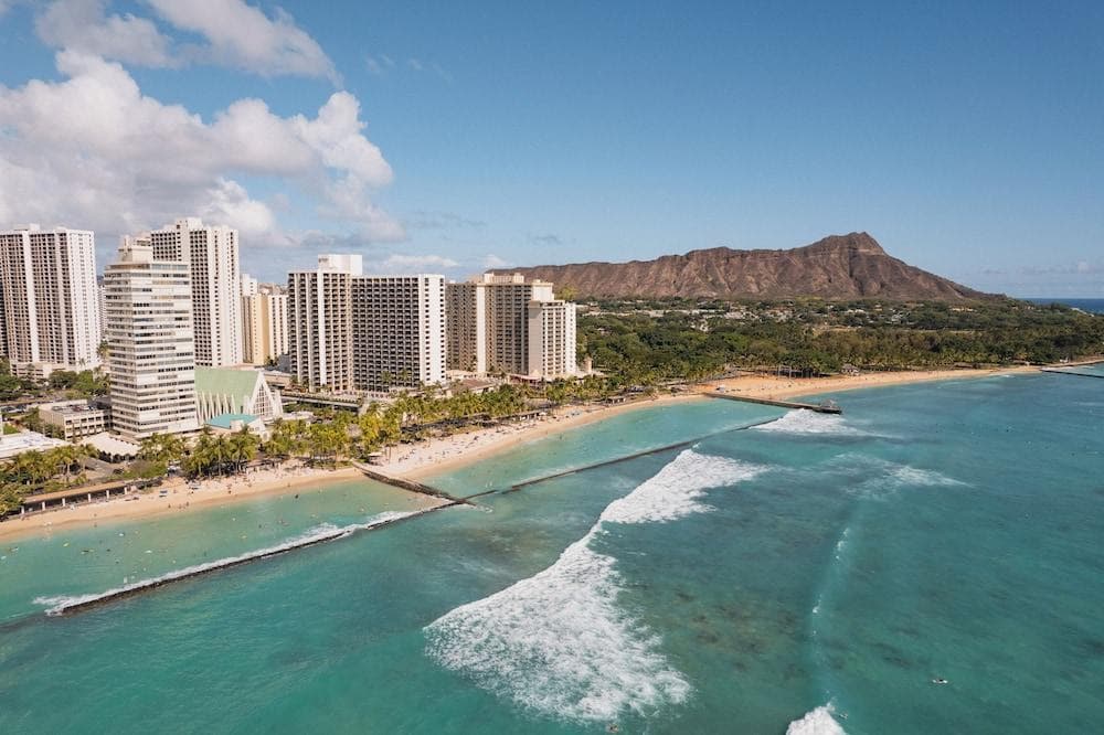 Waikiki Beach Marriott Resort & Spa, General view