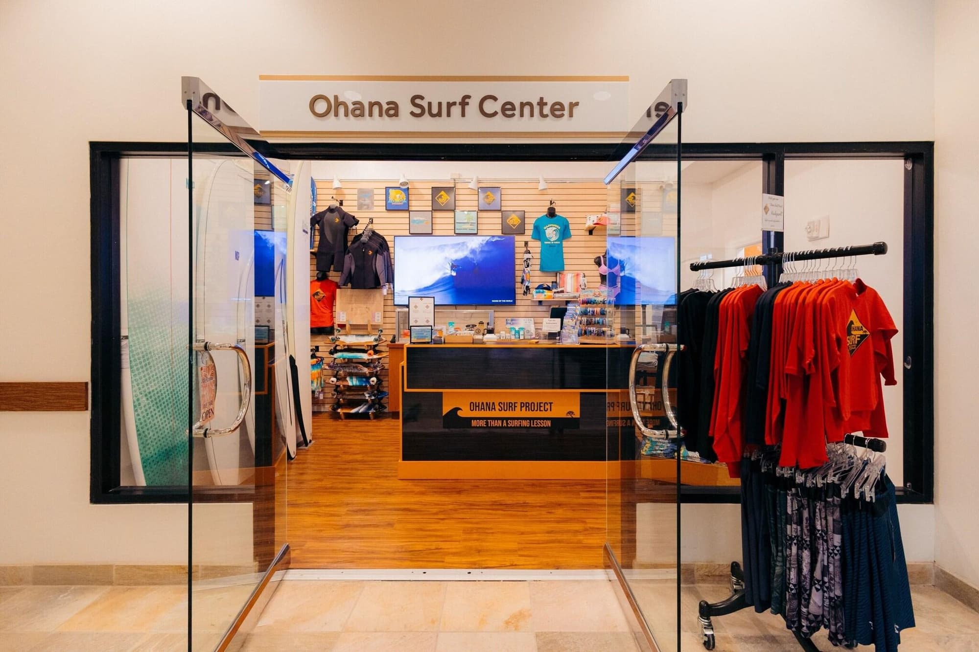 Waikiki Beach Marriott Resort & Spa, General view