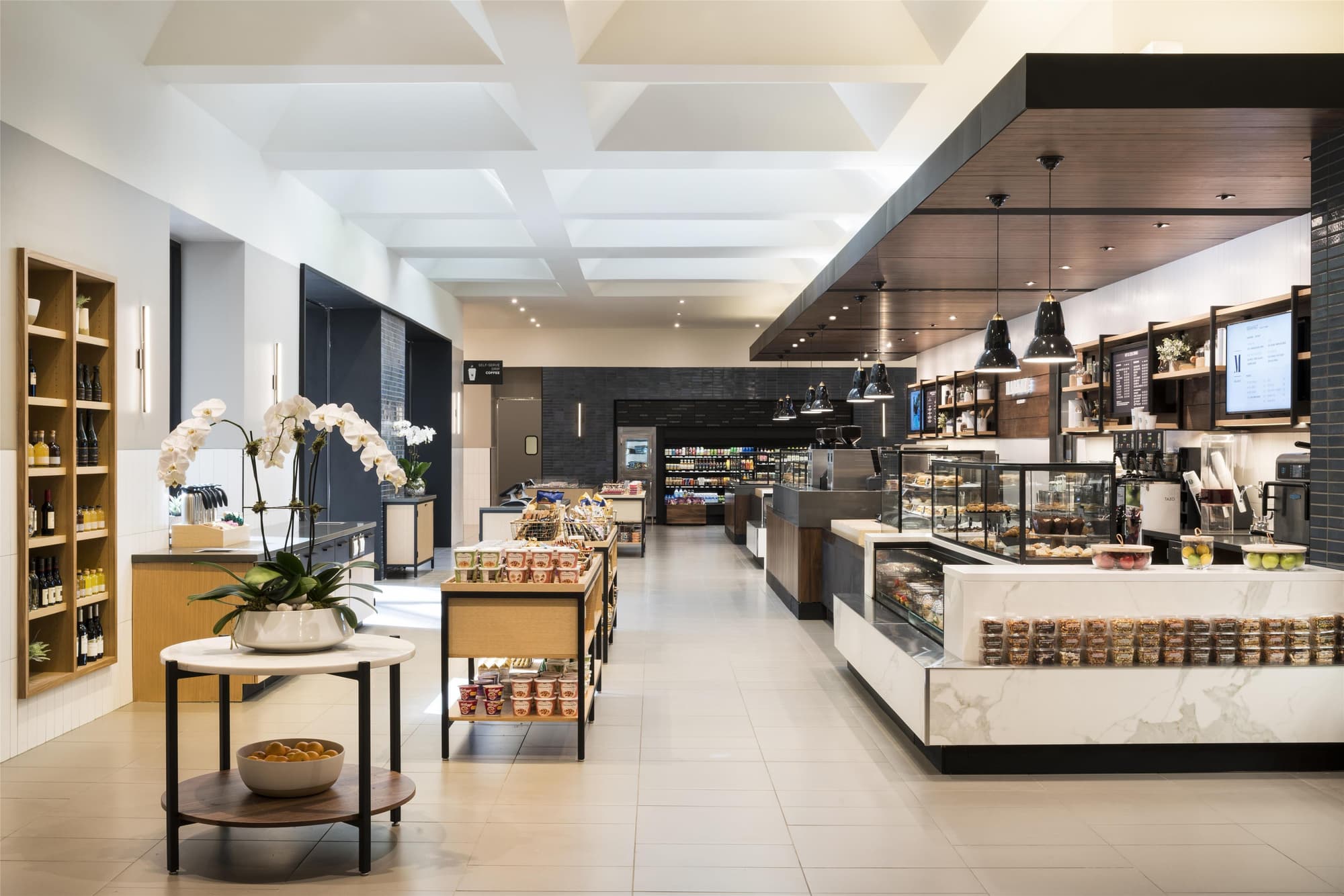 Hyatt Regency Orlando, Lobby