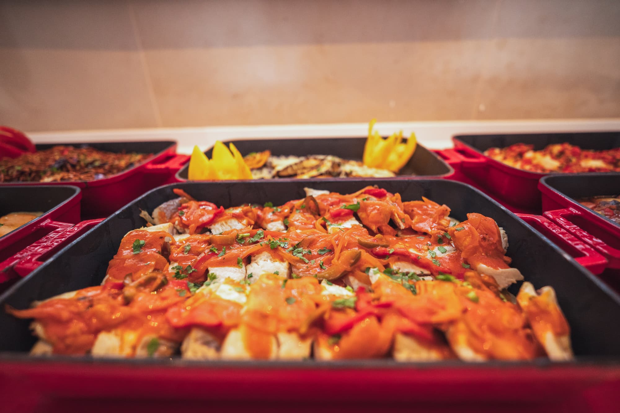 HL Miraflor Suites, Restaurant