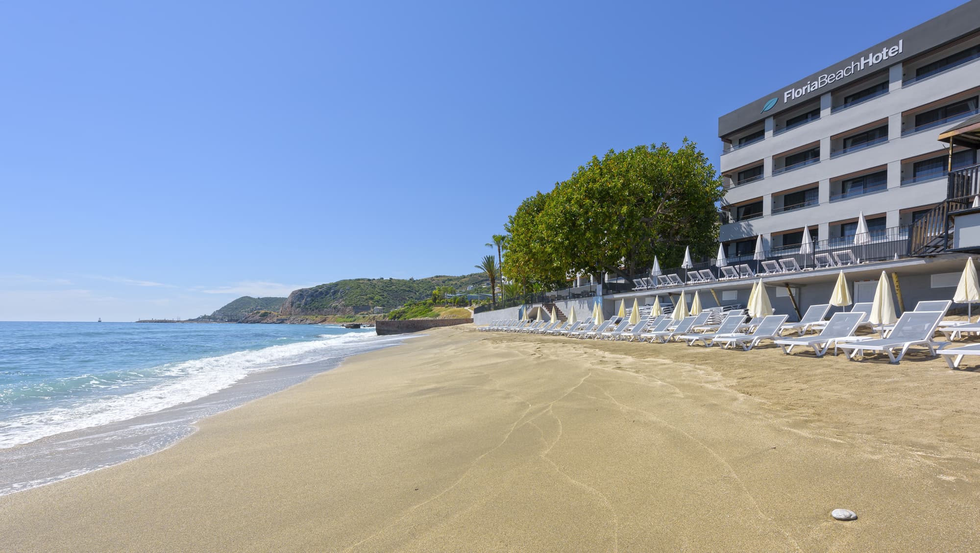 Floria Beach Hotel, General view