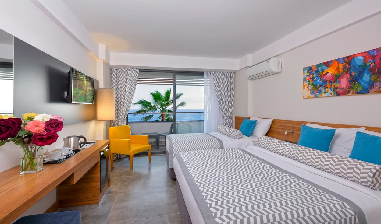 Floria Beach Hotel, Room