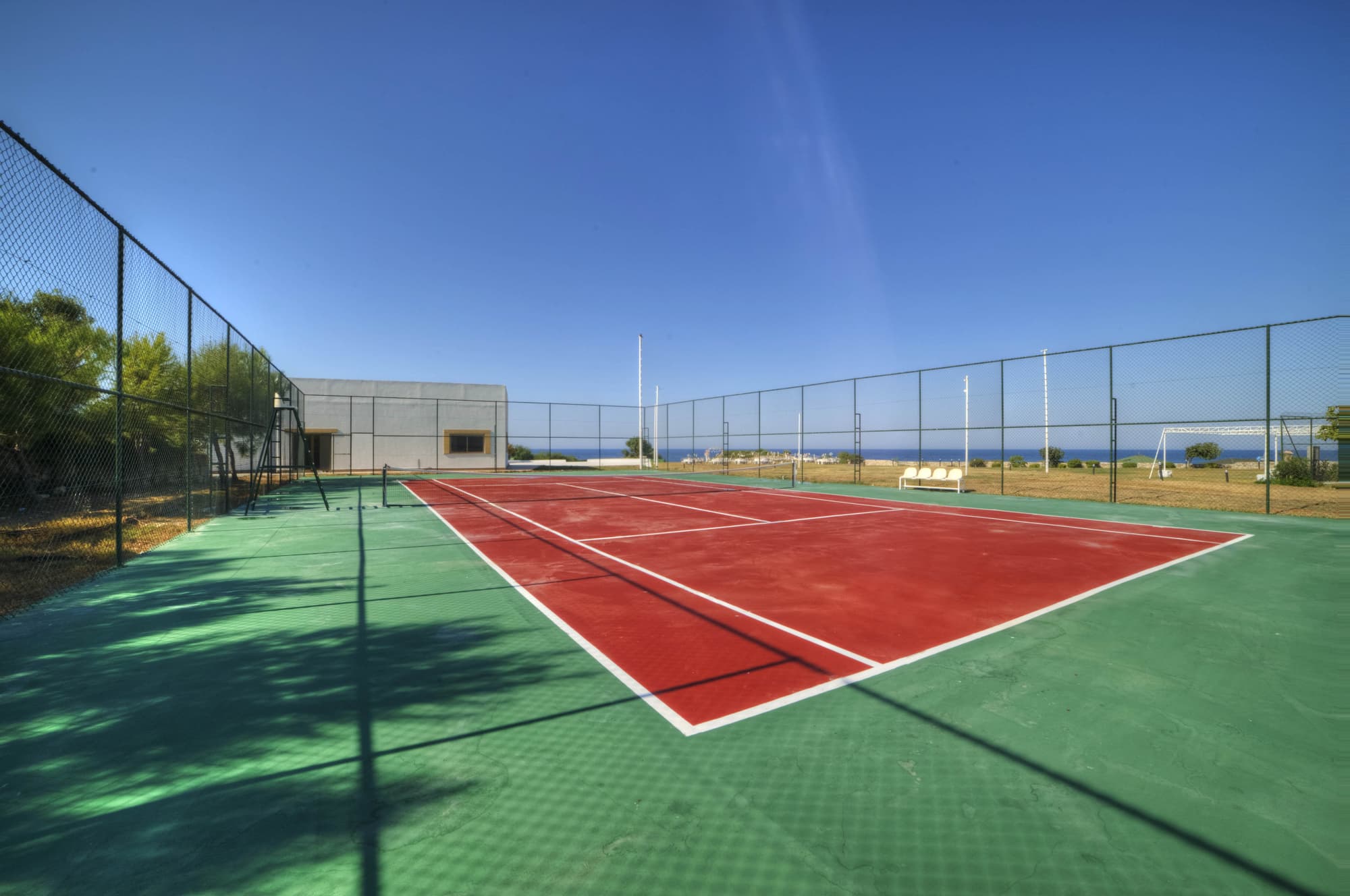 Jasmine Court Hotel & Casino, Sports and Entertainment