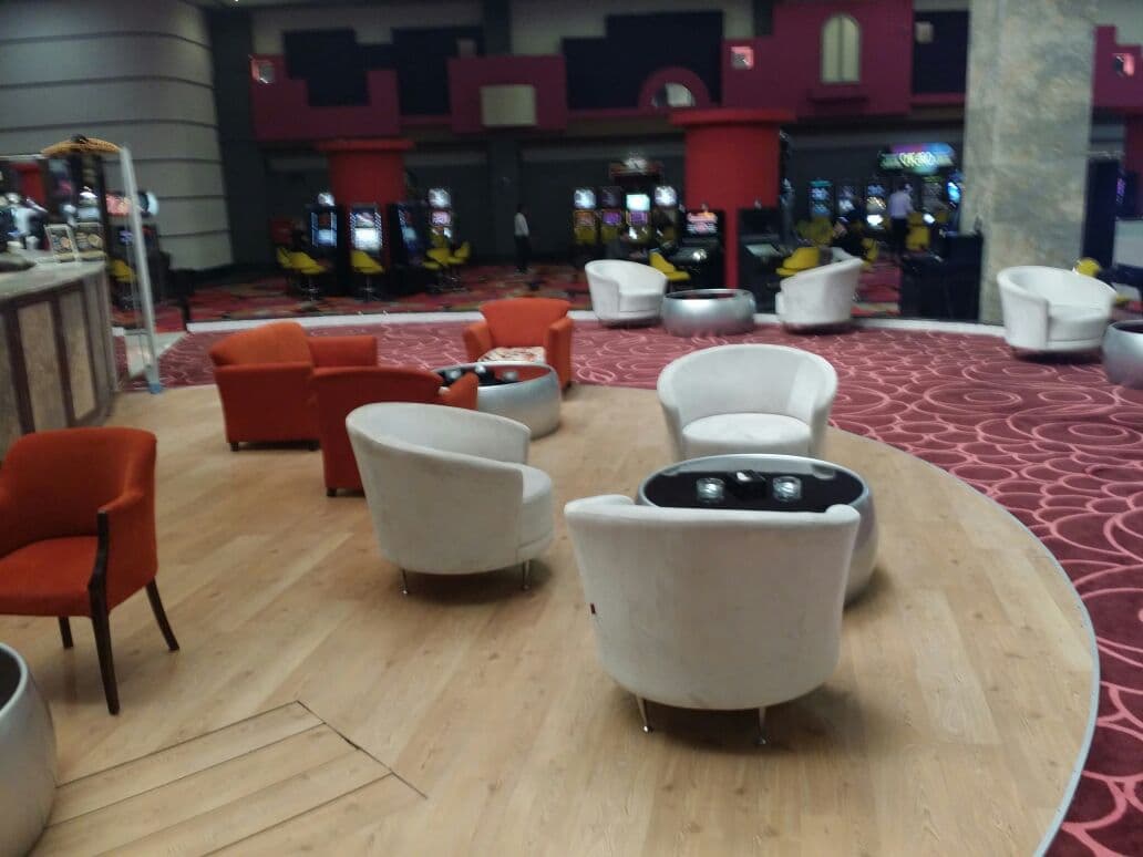 Jasmine Court Hotel & Casino, Sports and Entertainment