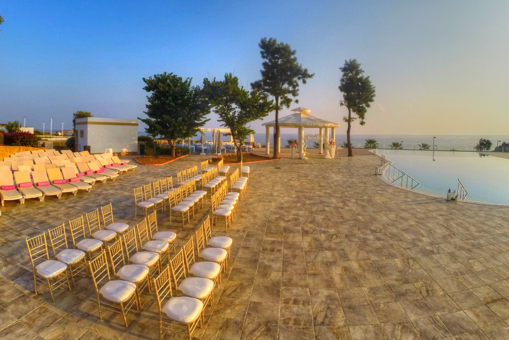 Jasmine Court Hotel & Casino, Conferences