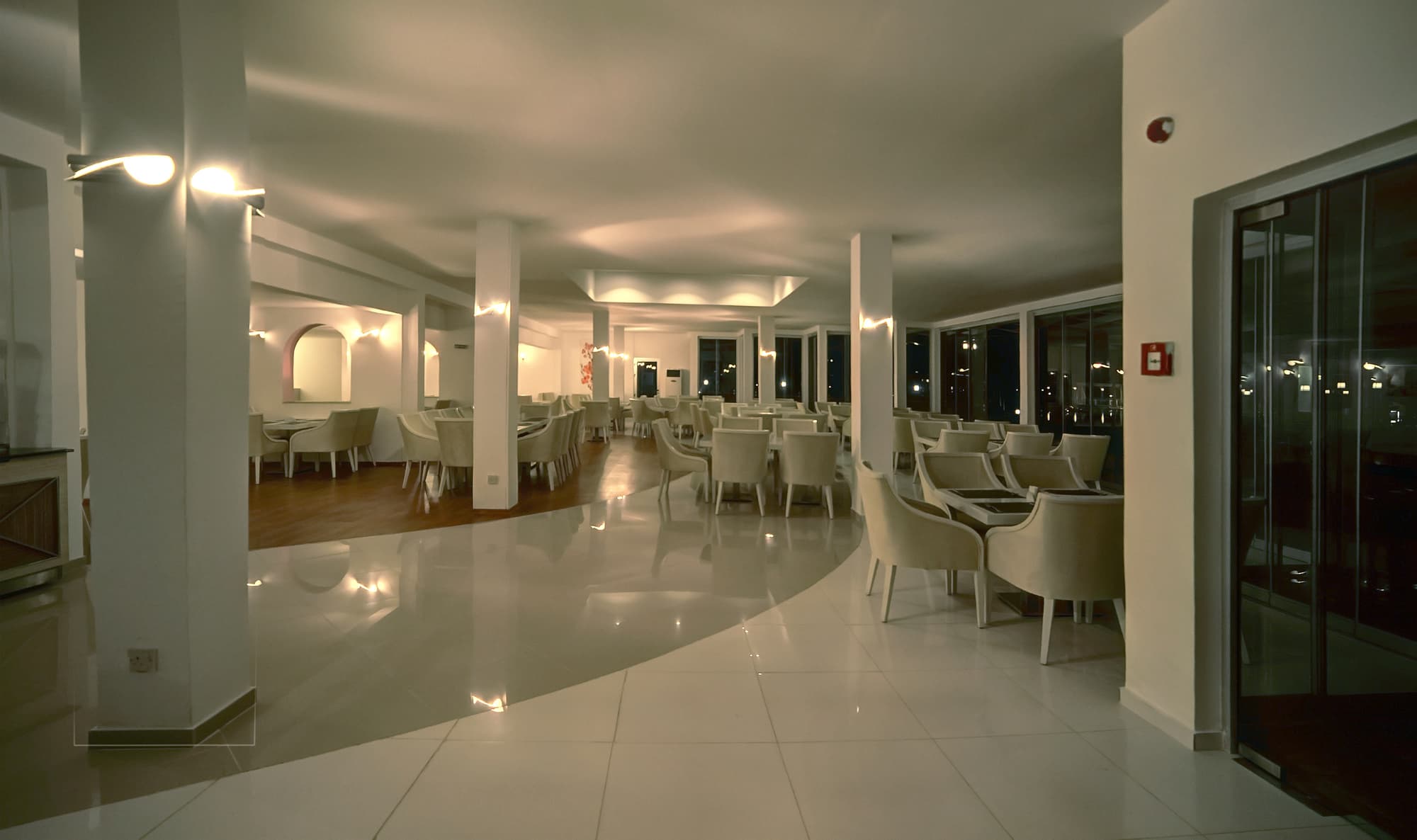 Jasmine Court Hotel & Casino, Restaurant