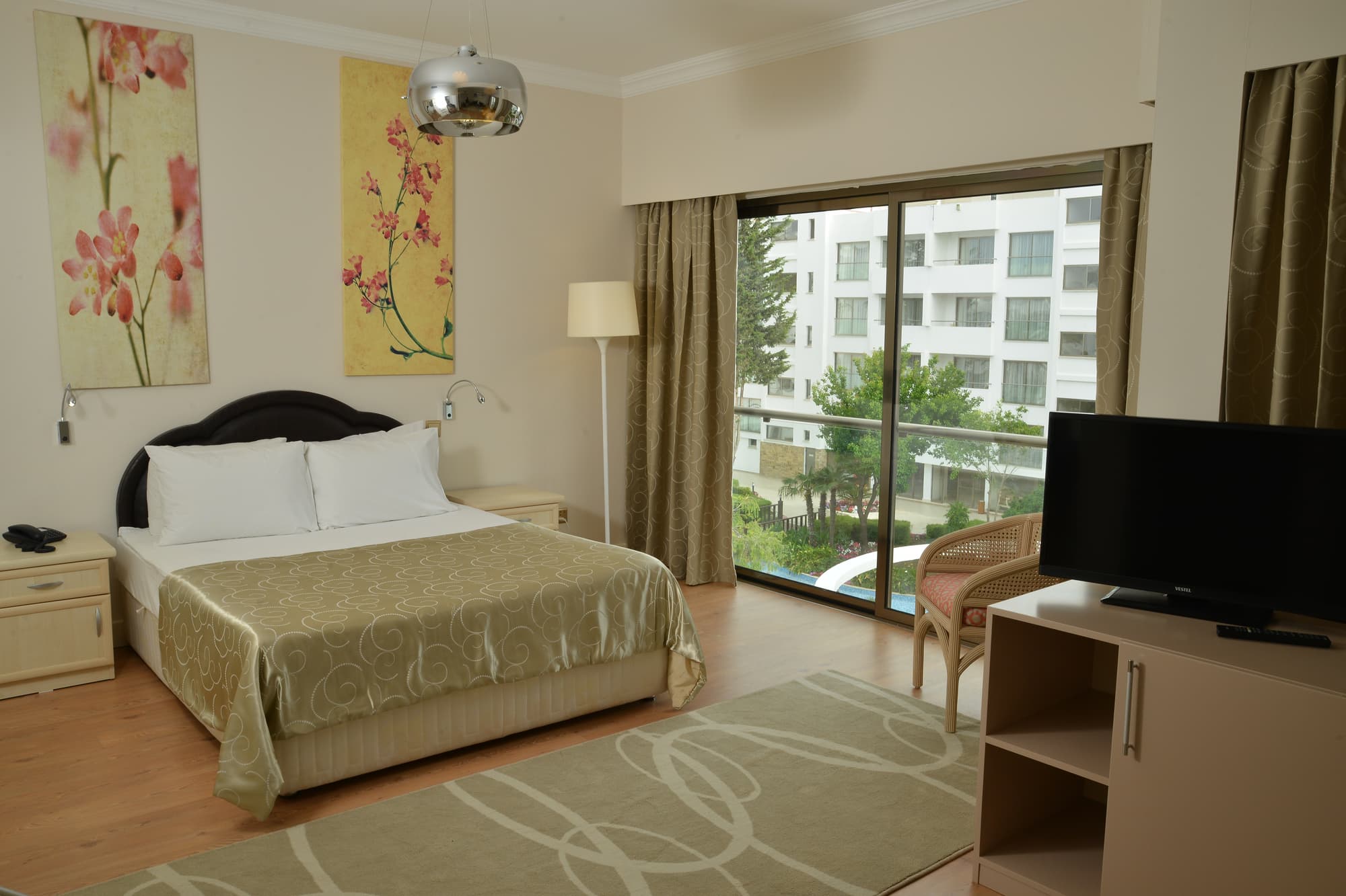 Jasmine Court Hotel & Casino, Room