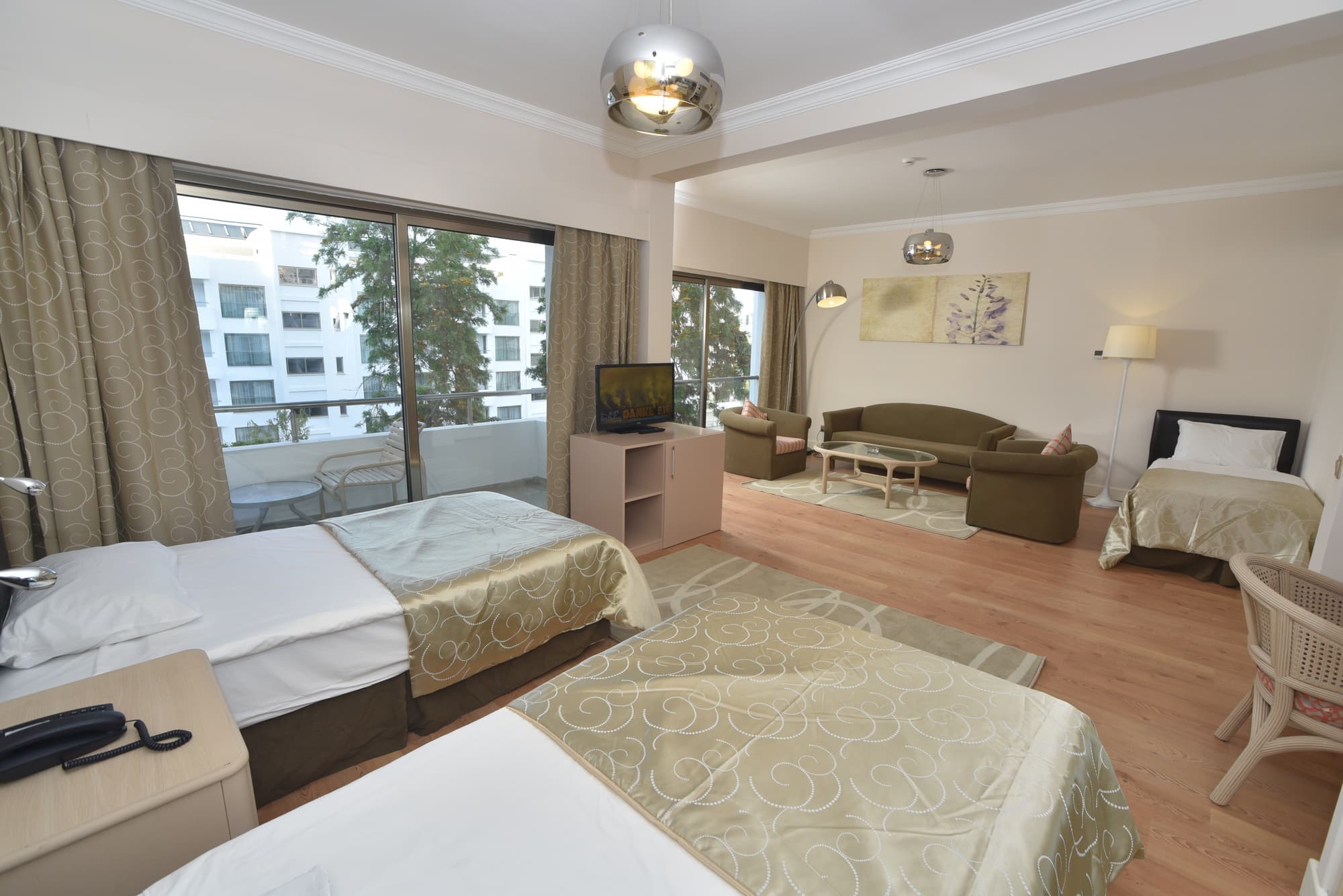 Jasmine Court Hotel & Casino, Room