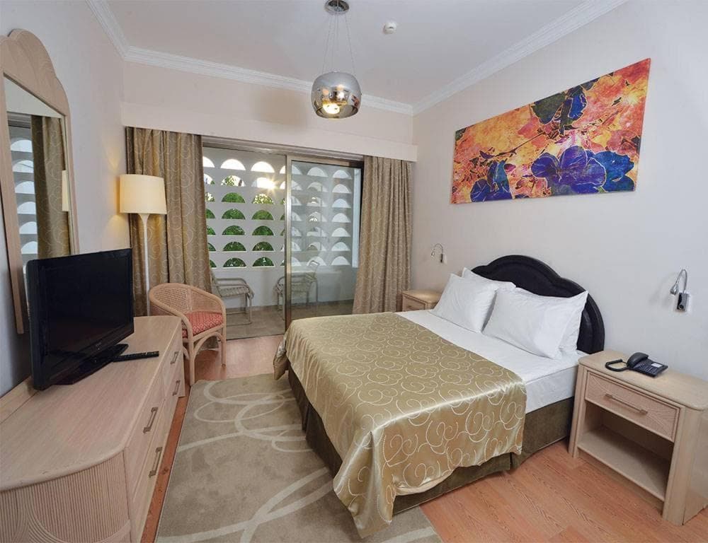 Jasmine Court Hotel & Casino, Room