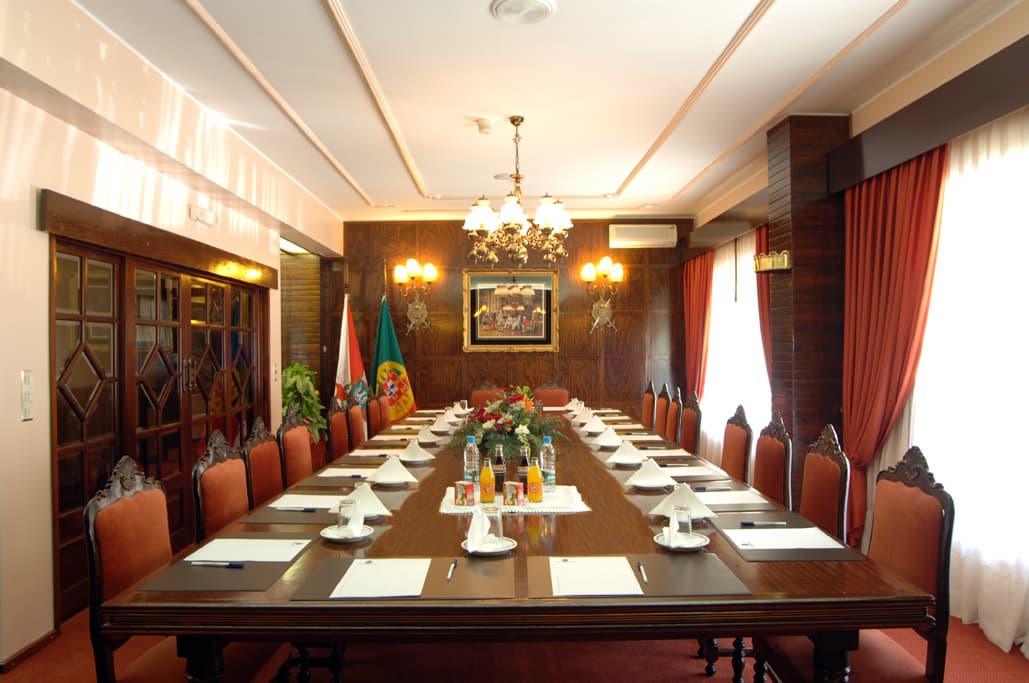 Afonso V, Conferences