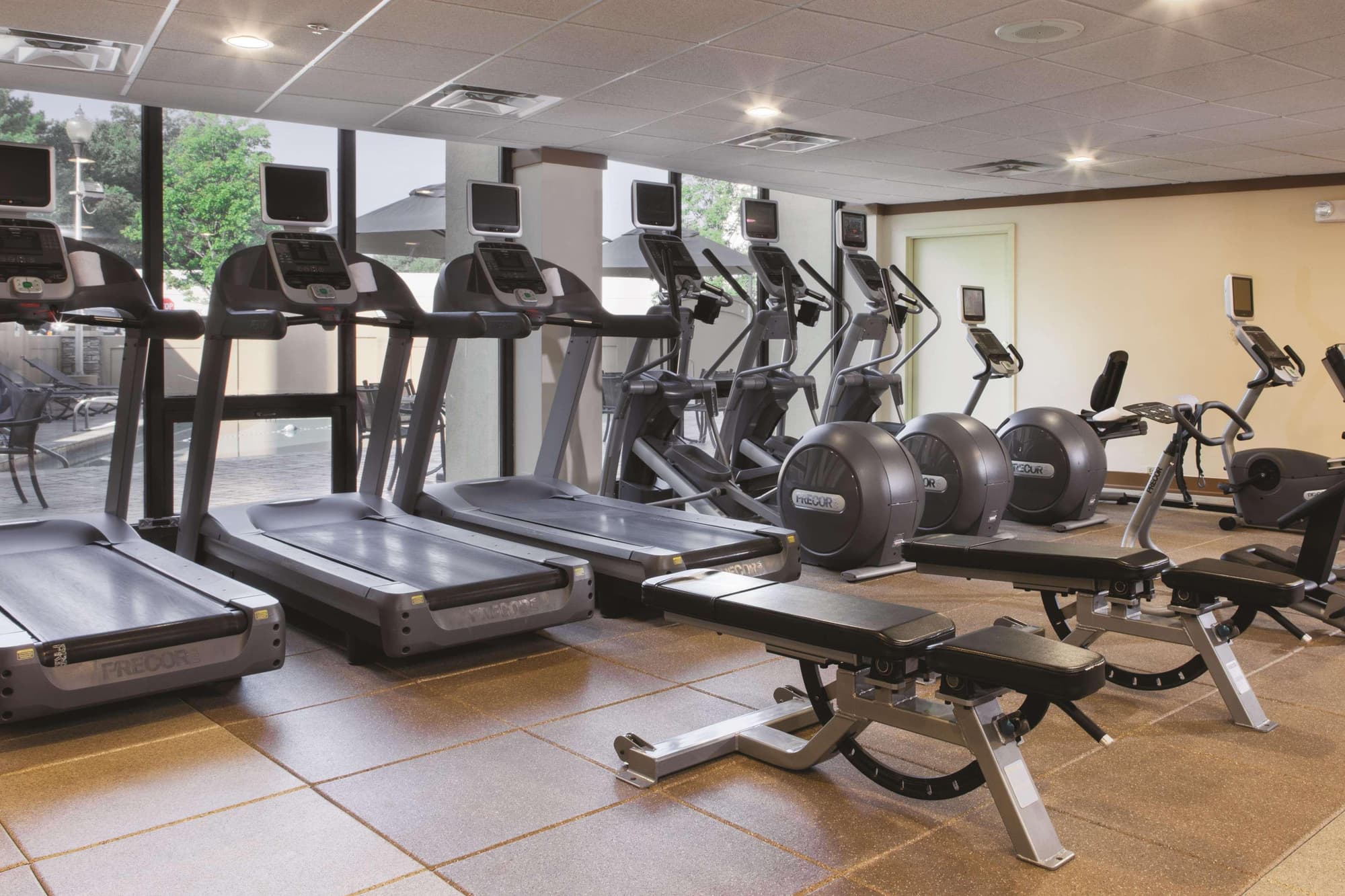 The Brookhaven Atlanta Hotel, Sports and Entertainment