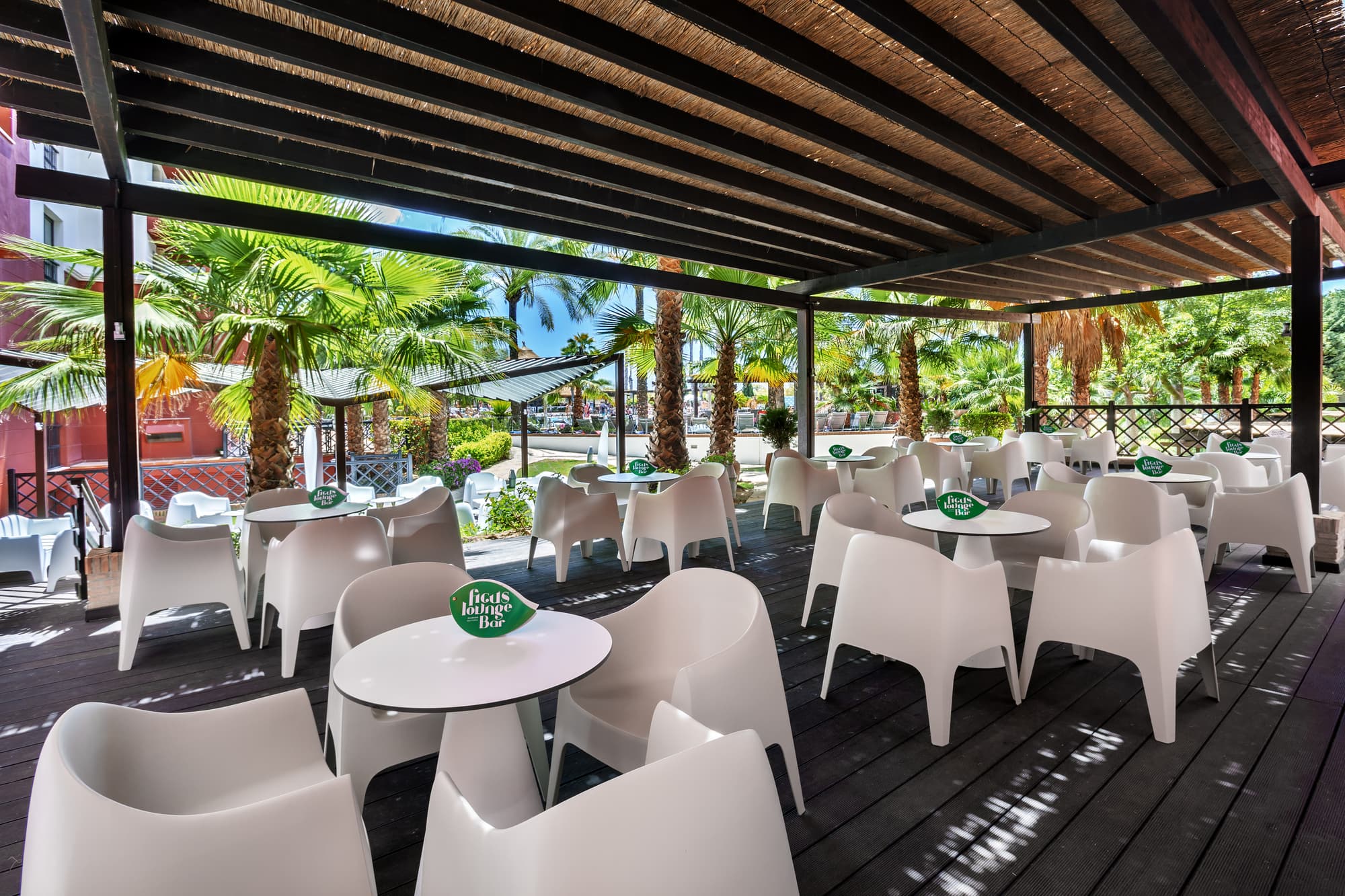 Occidental Isla Cristina, Bar