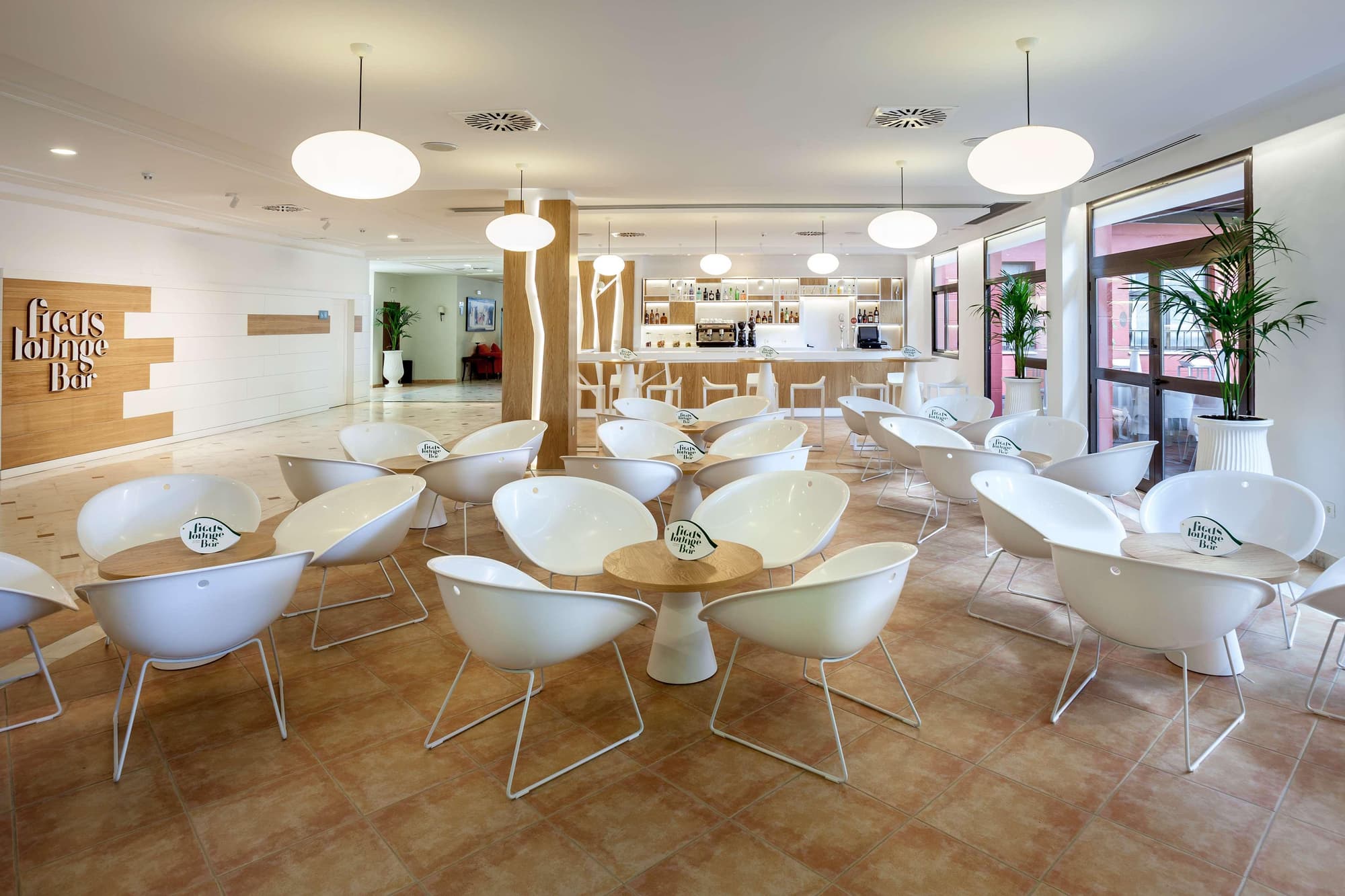 Occidental Isla Cristina, Bar