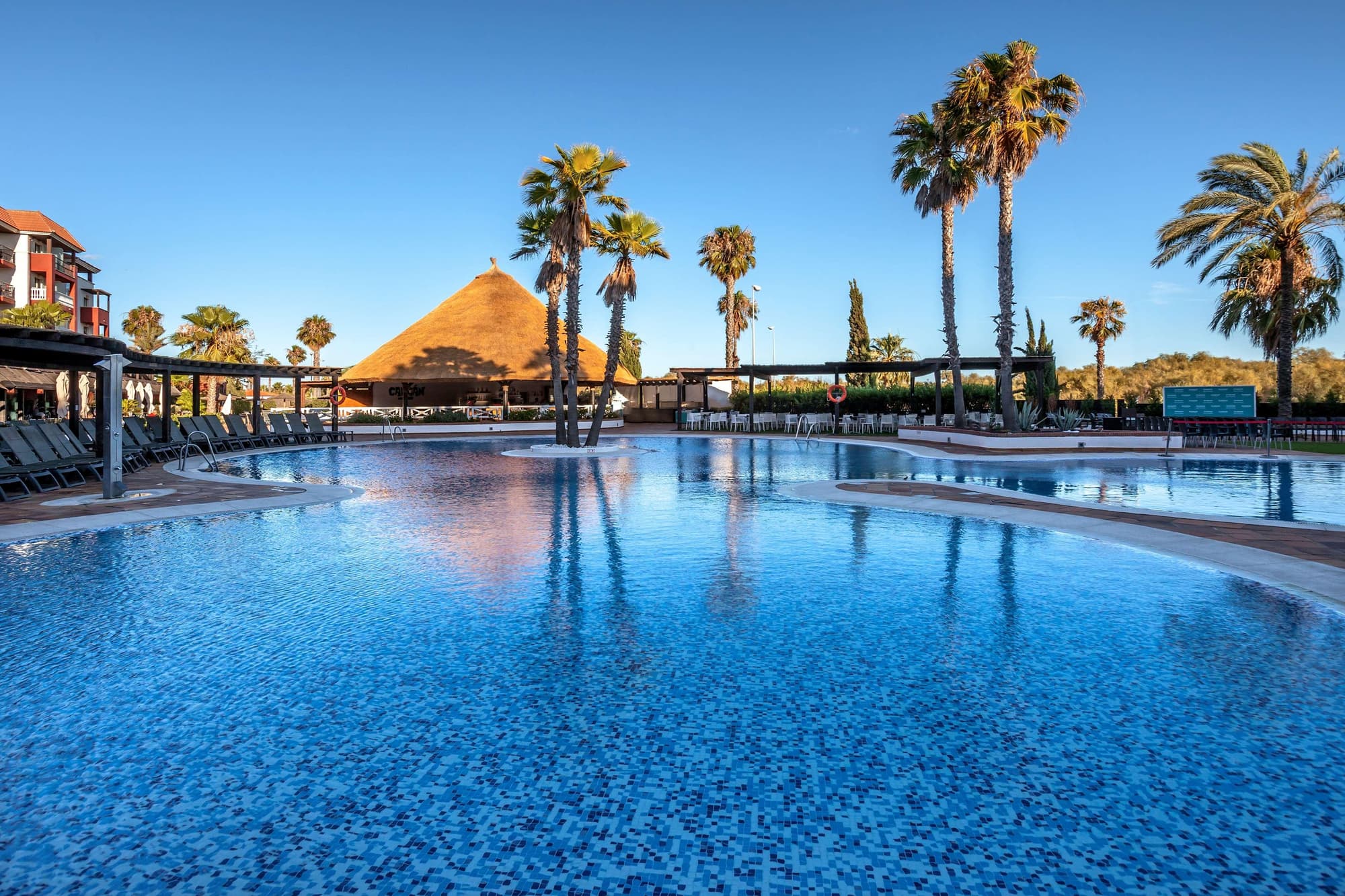 Occidental Isla Cristina, Pool