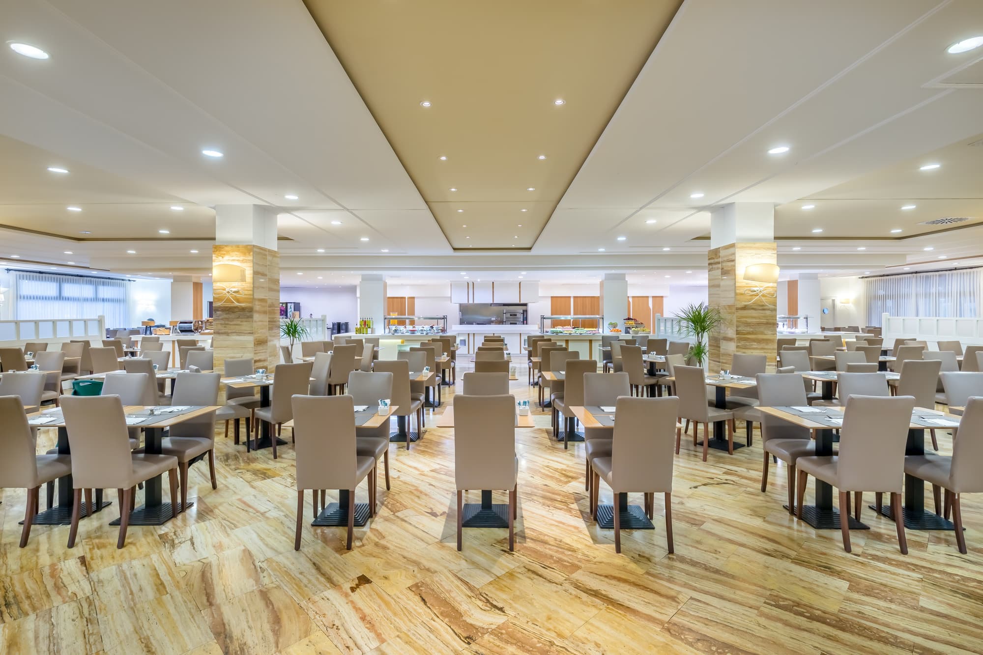 Occidental Isla Cristina, Restaurant