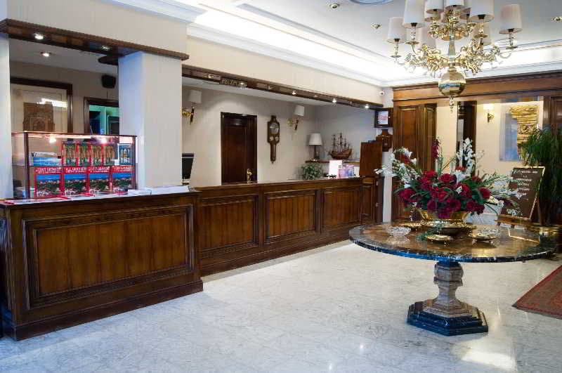 Princesa Ana, Lobby