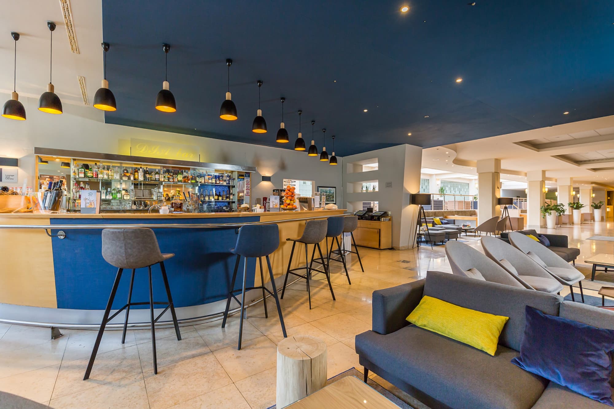 Valamar Diamant Hotel, Lobby