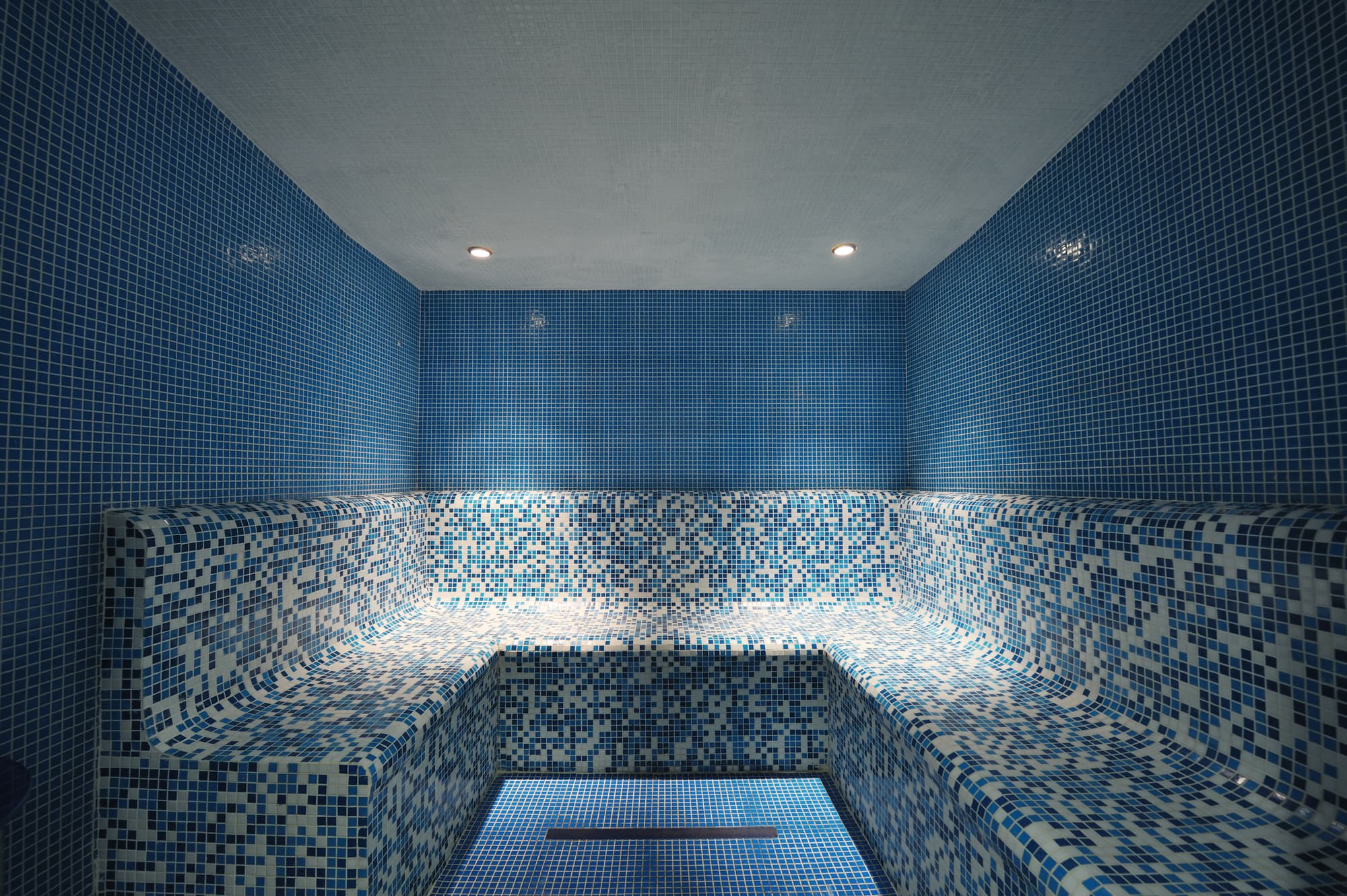 Minerva, Sports and Entertainment