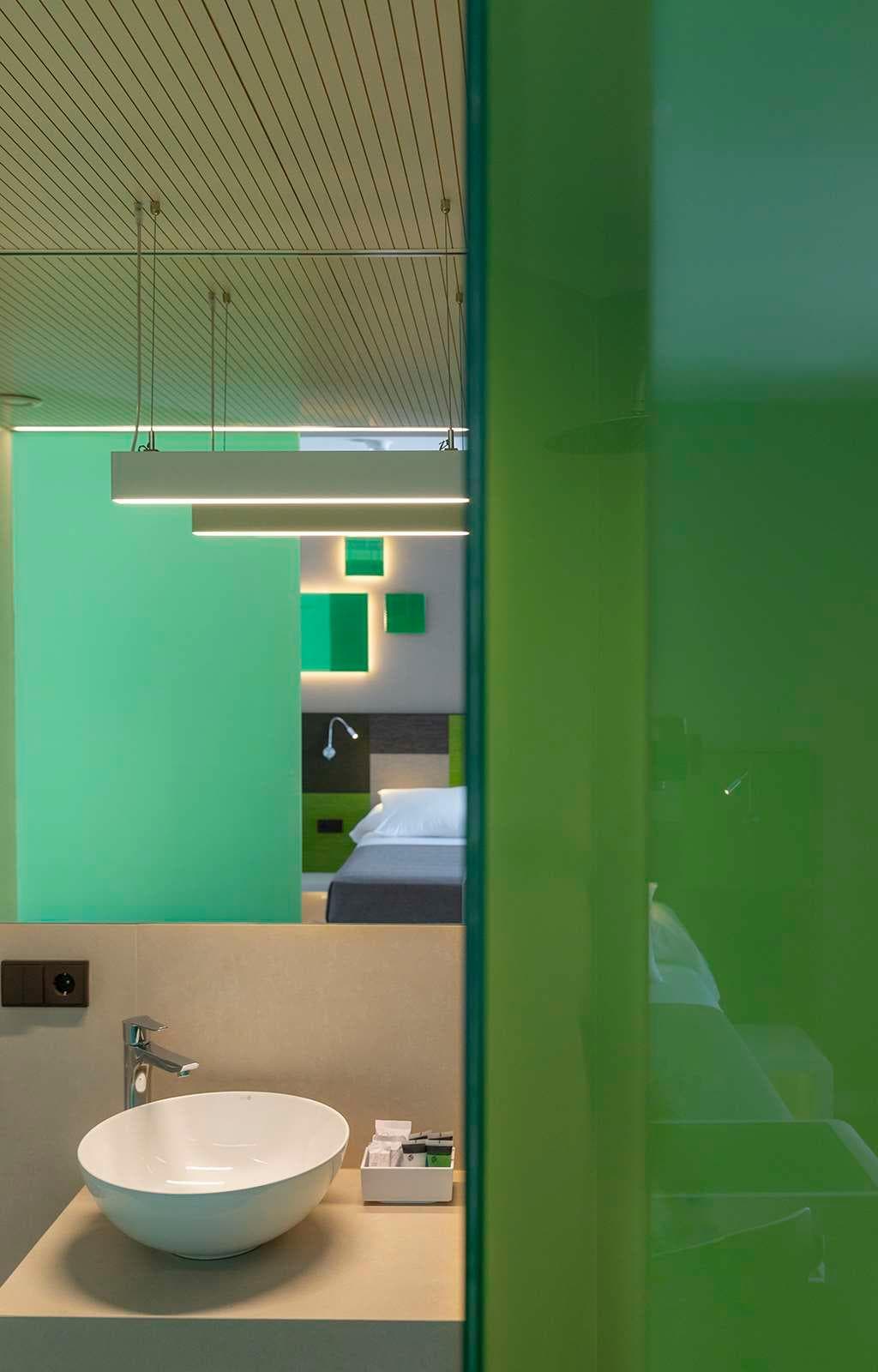 Macia Sevilla Kubb, Room