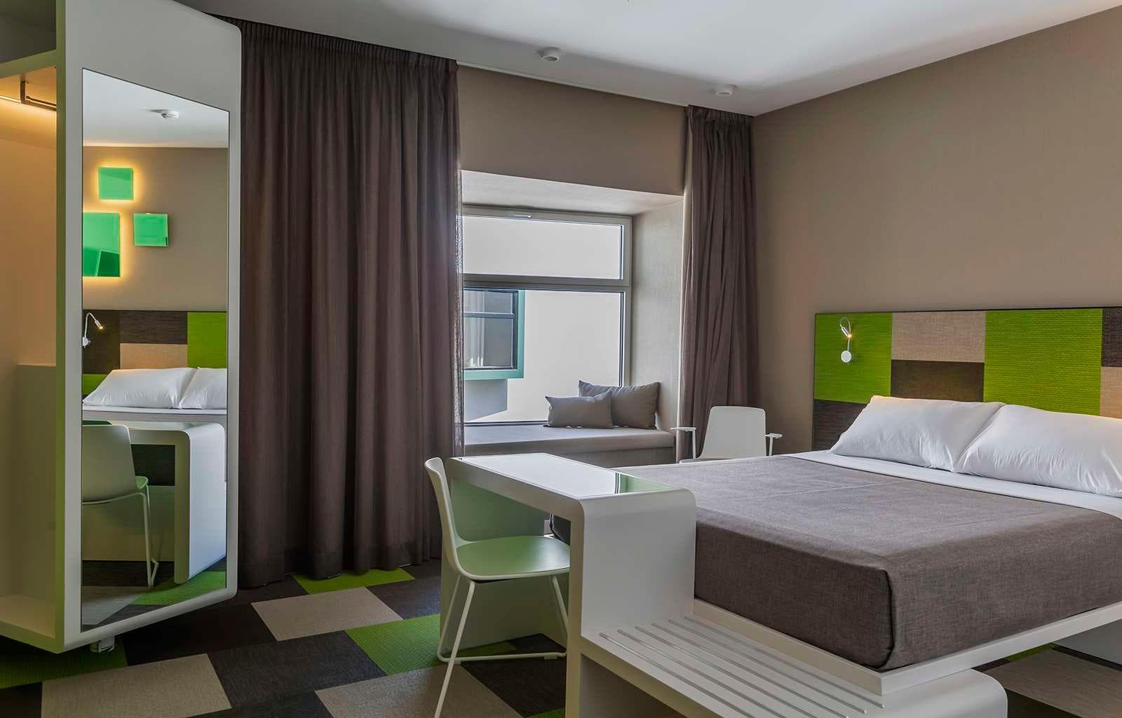 Macia Sevilla Kubb, Room