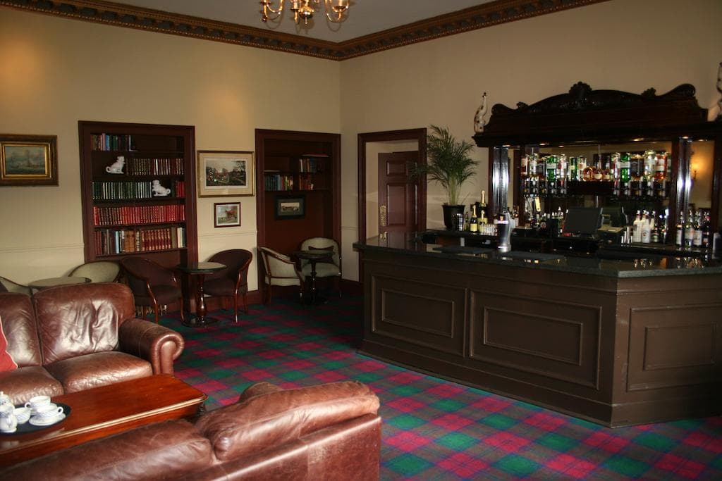 Melville Castle Hotel, Bar