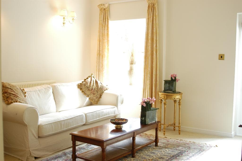 Melville Castle Hotel, Room