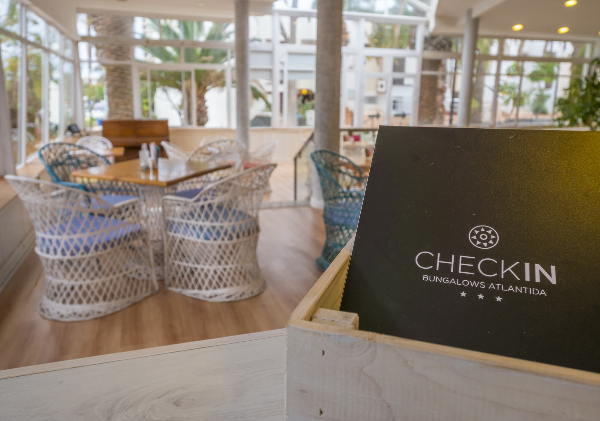 Checkin Bungalows Atlantida, Bar