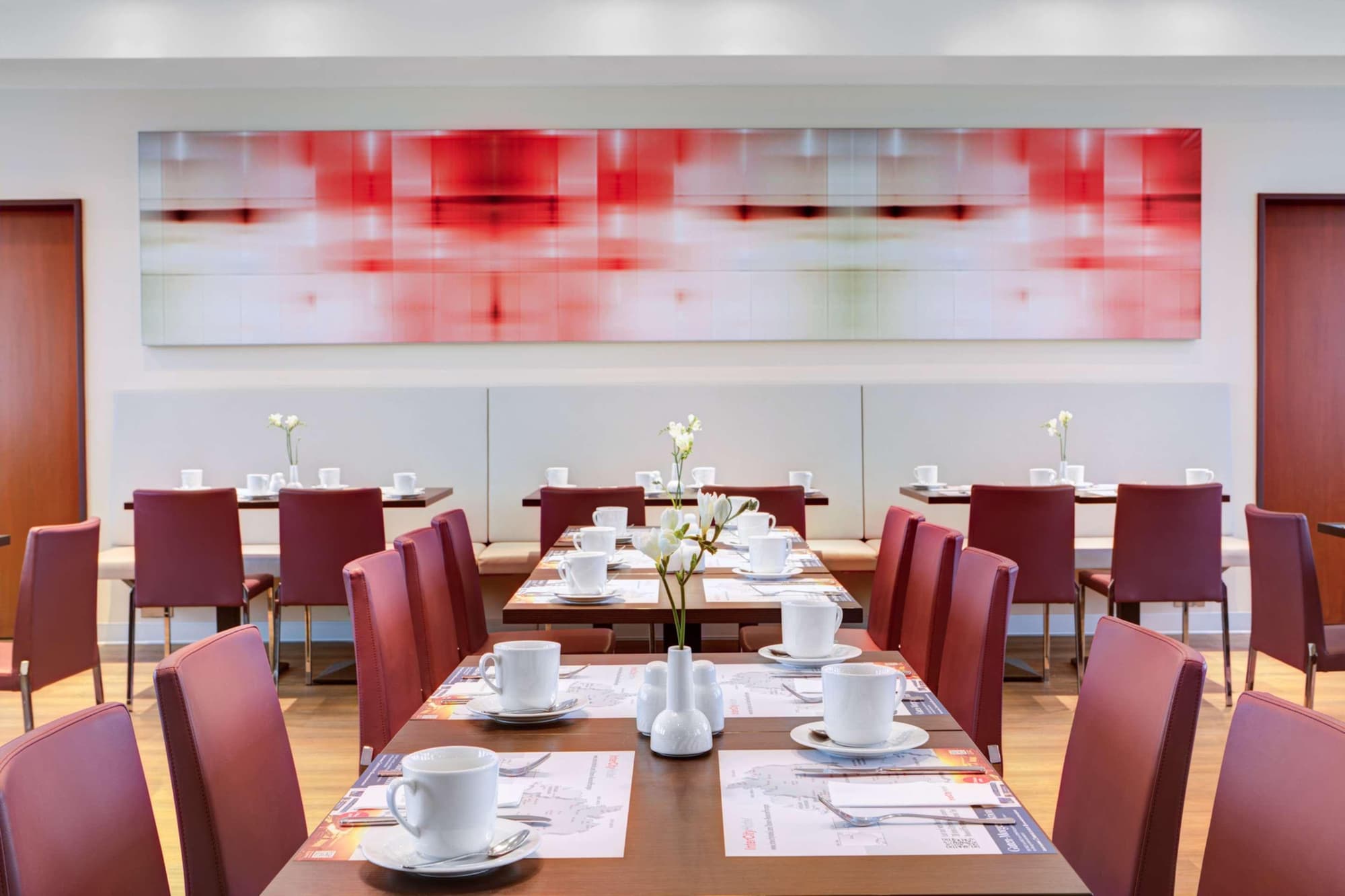 IntercityHotel Berlin Ostbahnhof, Restaurant