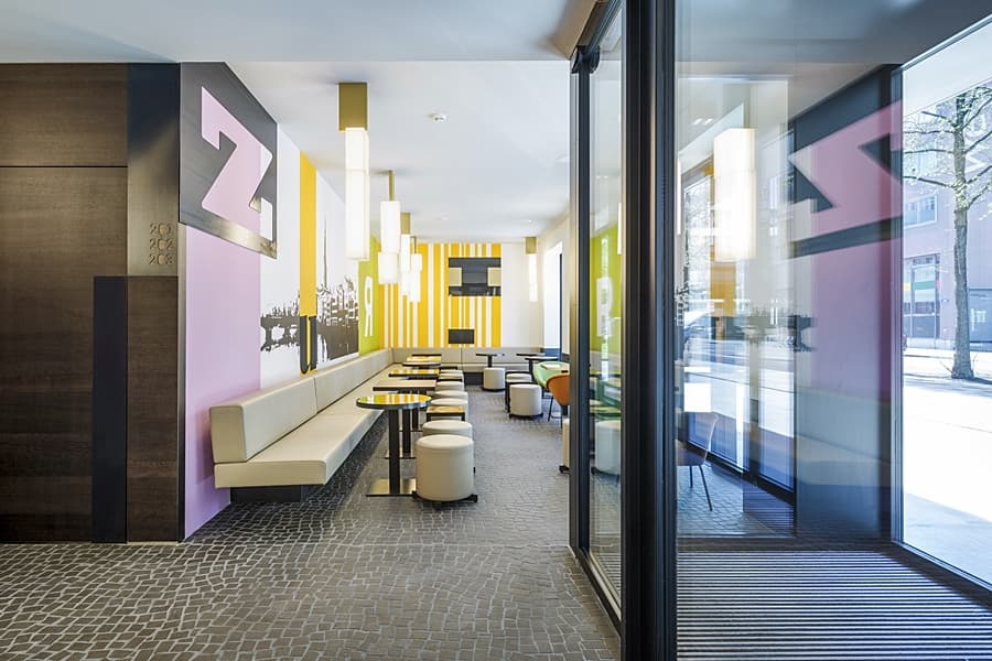 Züri By Fassbind, General view