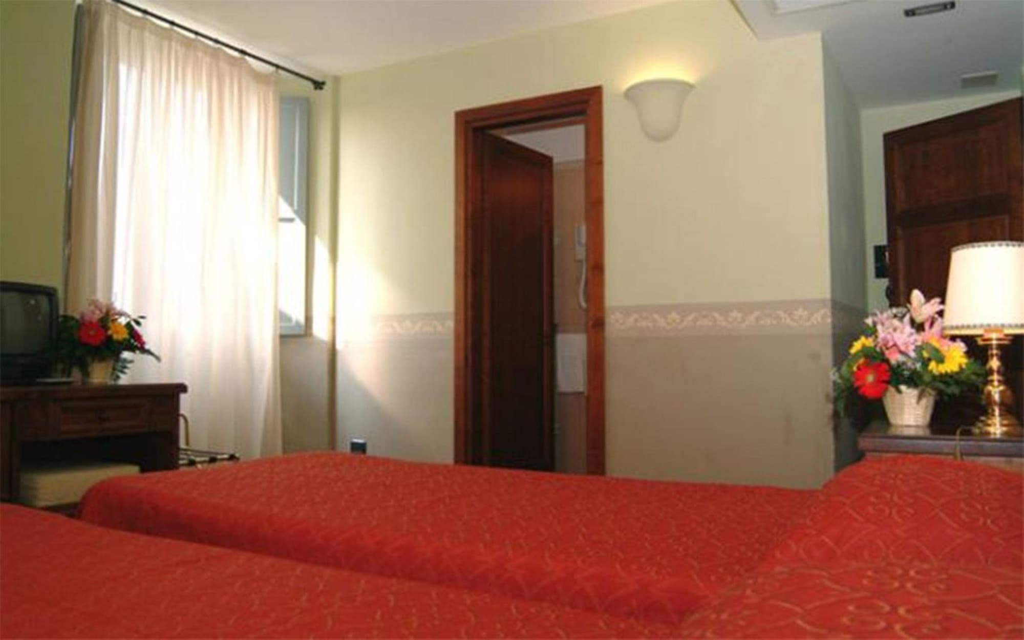 Domus Sessoriana, Room