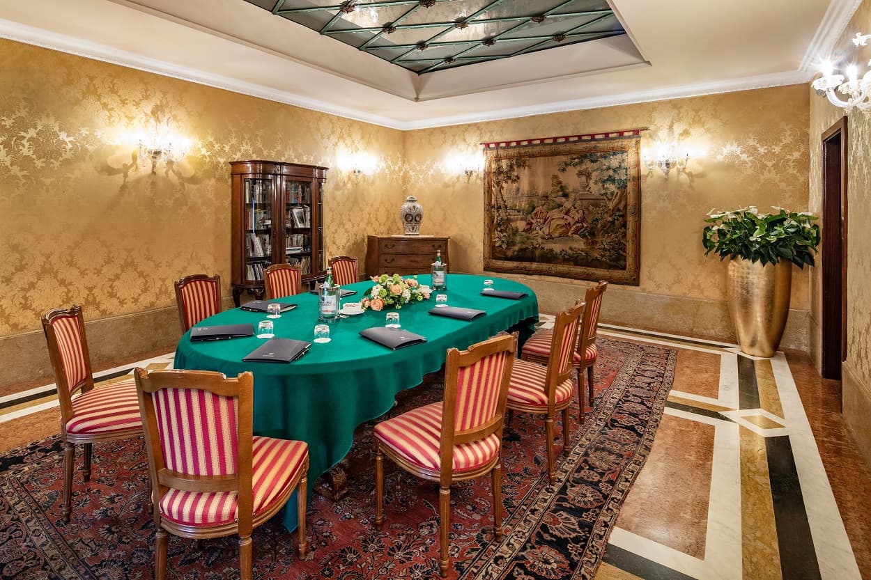 Baglioni Hotel Luna, Conferences