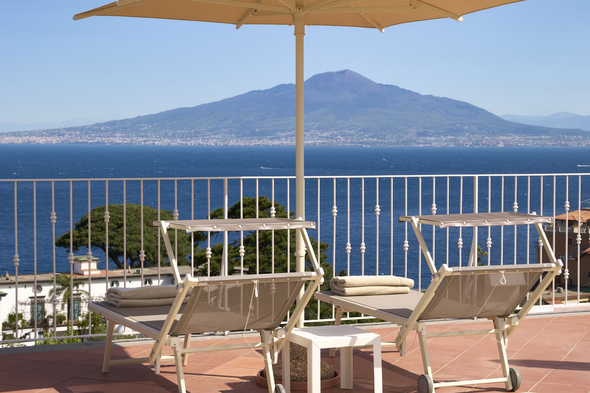 Grand Hotel De La Ville, Terrace