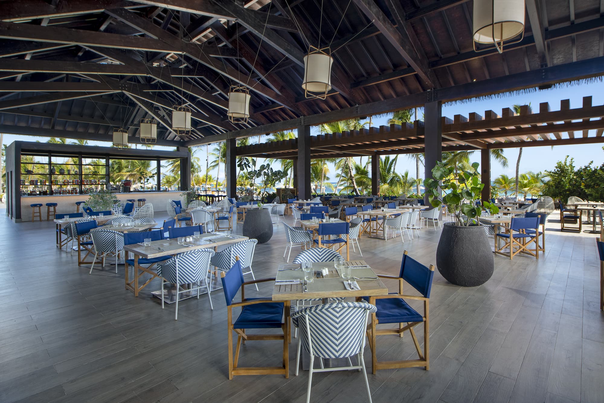 Lopesan Costa Bávaro Resort Spa & Casino, Bar