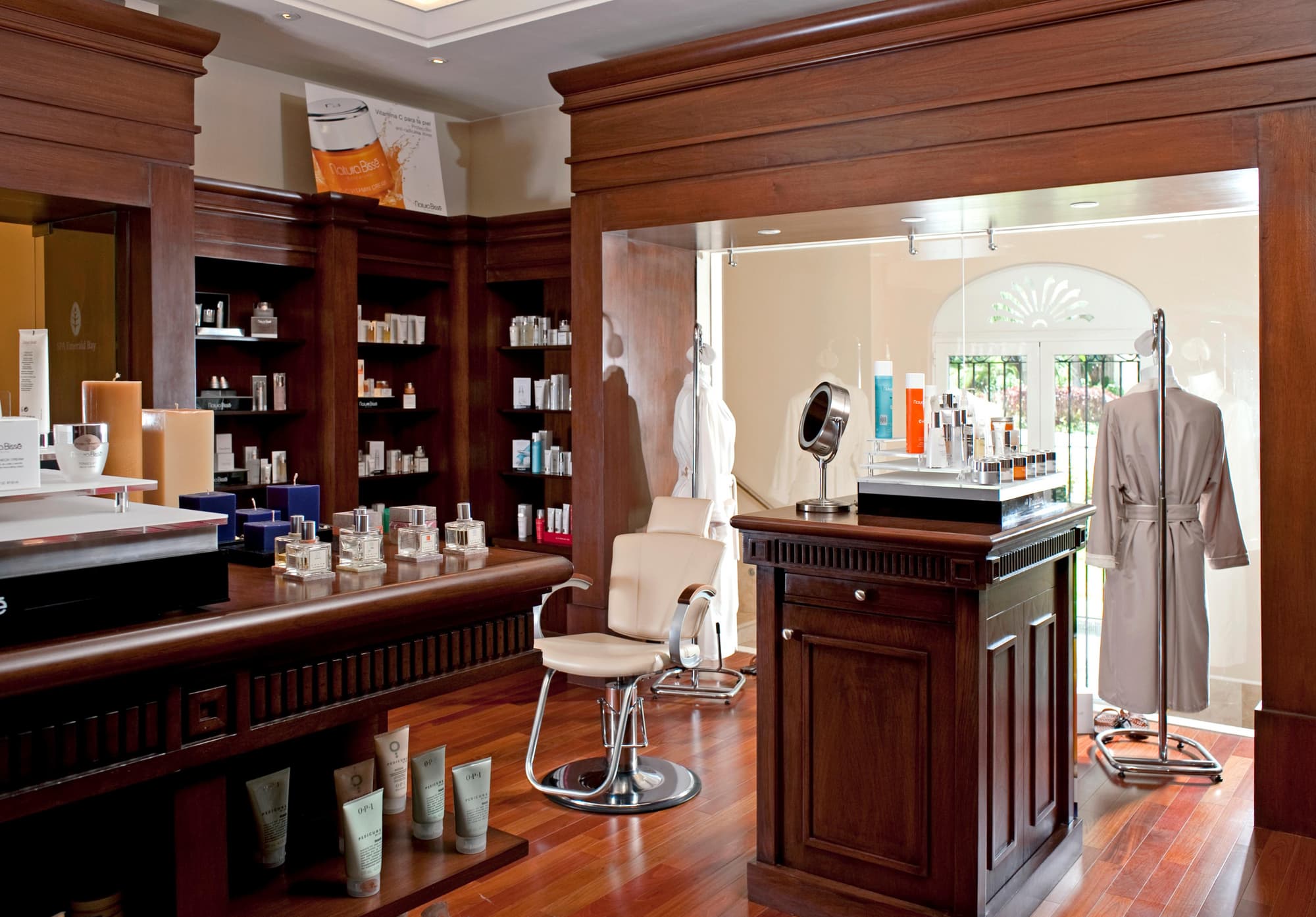 Pueblo Bonito Emerald Bay Resort & Spa, Sports and Entertainment